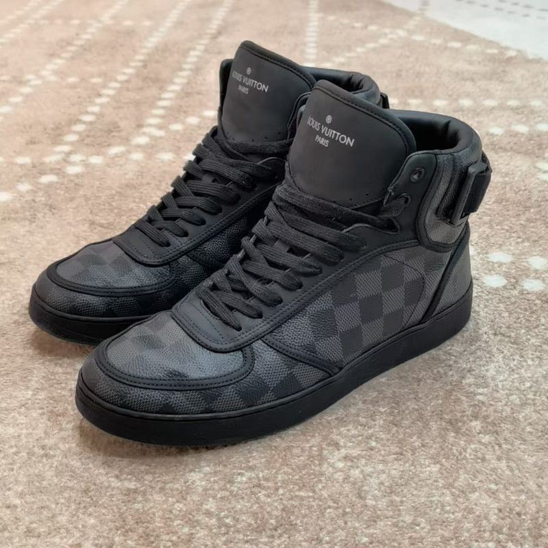 Louis Vuitton Louis Vuitton Rivoli High-Top Sneakers for Men 0079 Size US 8 / EU 41 - 1 Thumbnail