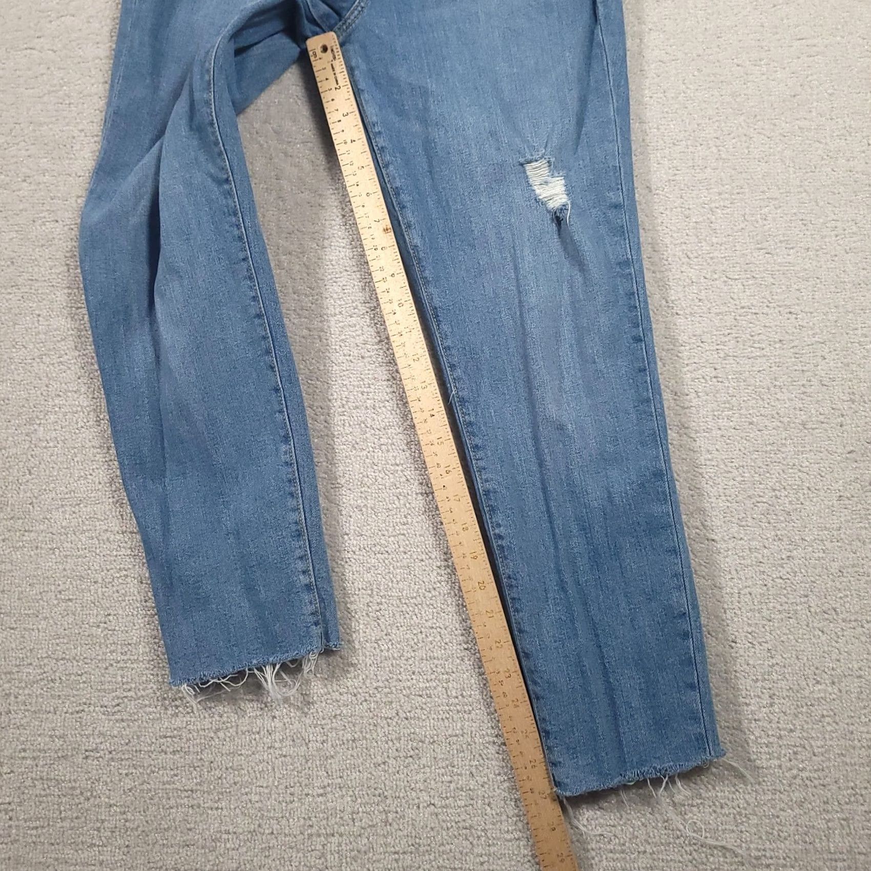 Old Navy Old Navy Women O.G. Straight Blue Secret Smooth Pockets High-Rise Jeans Size 6 Size 28" / US 6 / IT 42 - 4 Thumbnail