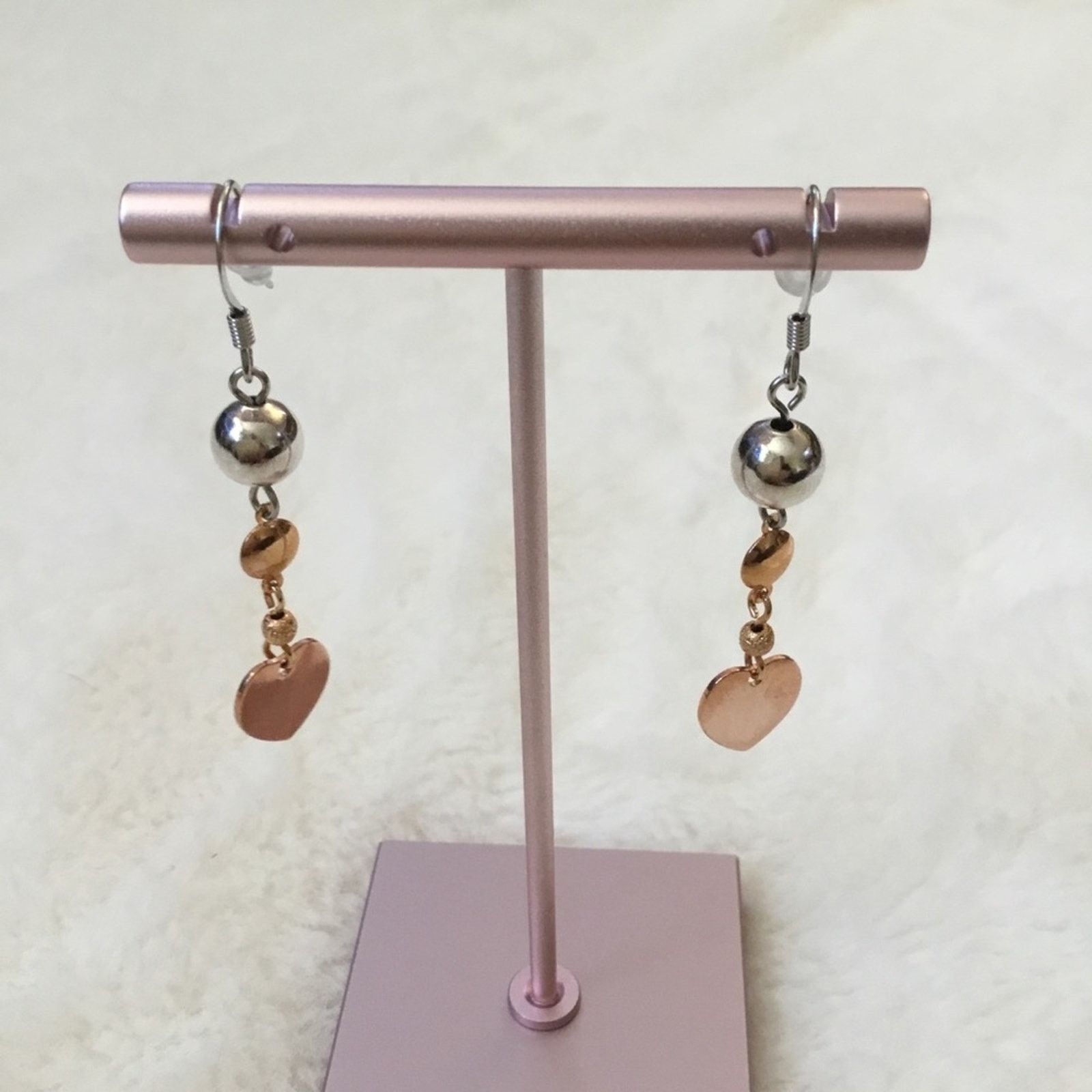 Other Silver & Gold Dangle Heart Earrings Size ONE SIZE - 1 Thumbnail