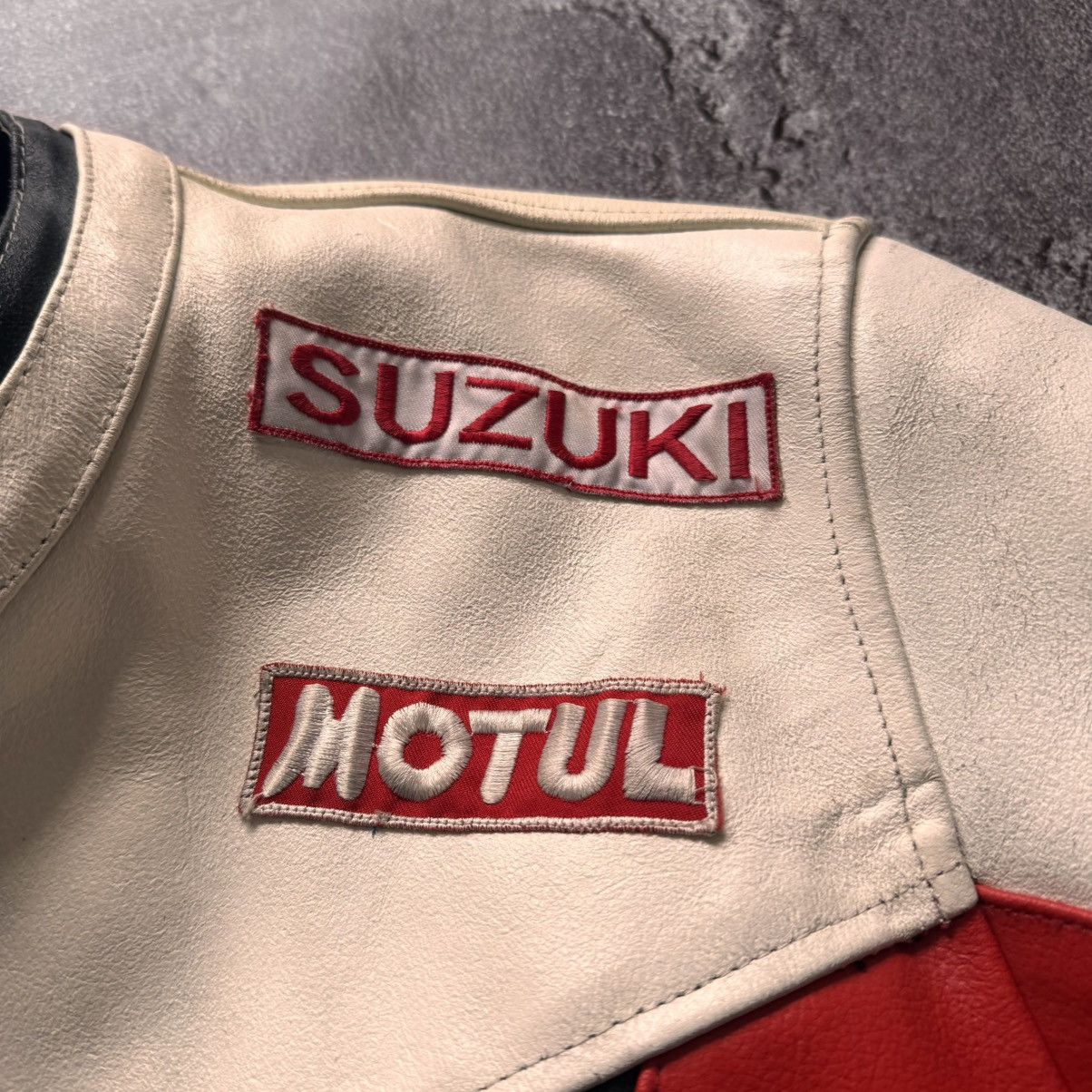Genuine Leather 🔥 Vintage SUZUKI racing leather motorcycle jacket Size US L / EU 52-54 / 3 - 5 Thumbnail