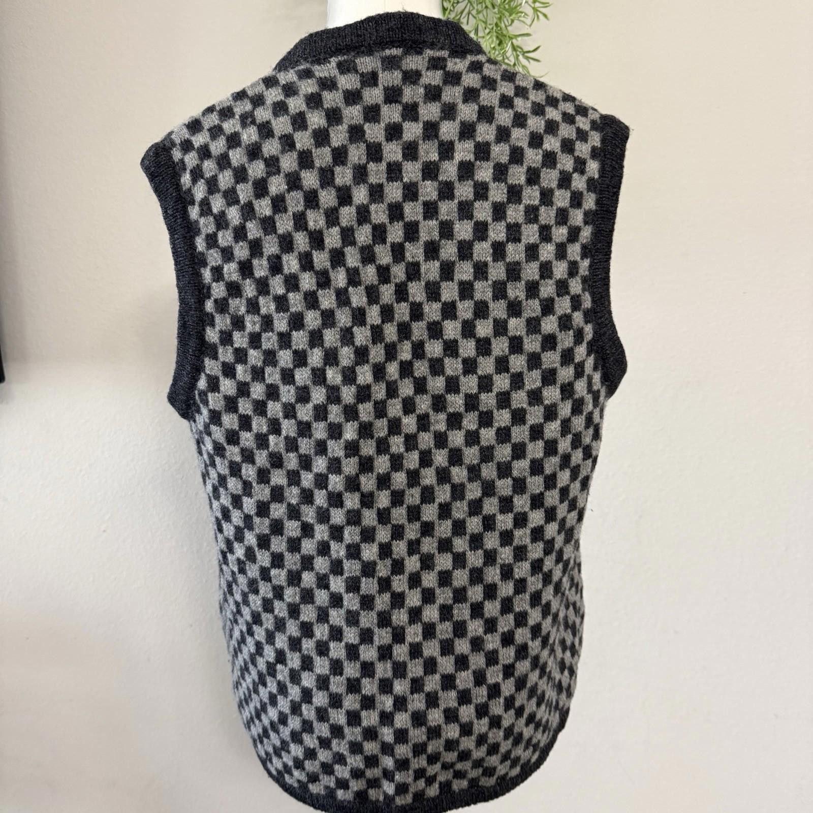 United Colors Of Benetton Checkered Benellon Wool Italian Vest Size US M / EU 48-50 / 2 - 3 Thumbnail