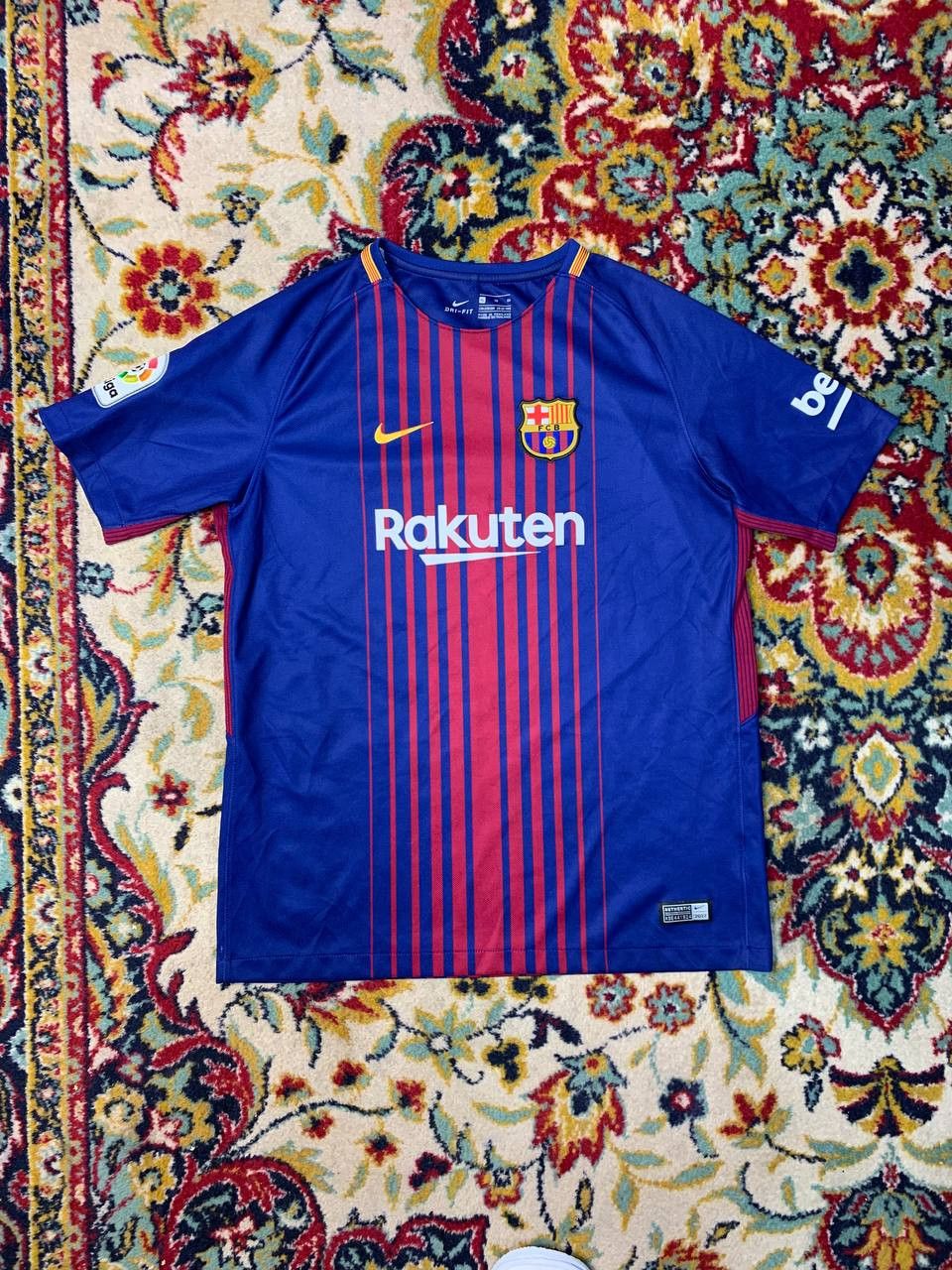 Nike Barcelona Jersey Home football shirt 2017 - 2018 Nike Size US S / EU 44-46 / 1 - 1 Thumbnail