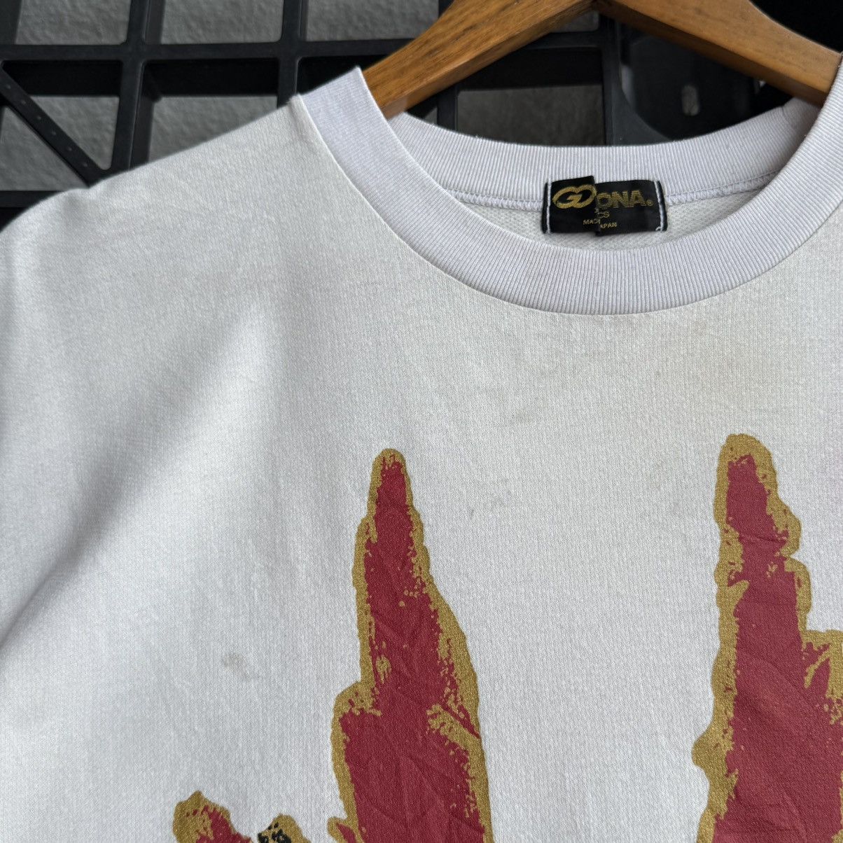 Vintage Vintage 90s Asics Gona Graphic Tshirt Size US L / EU 52-54 / 3 - 9 Thumbnail