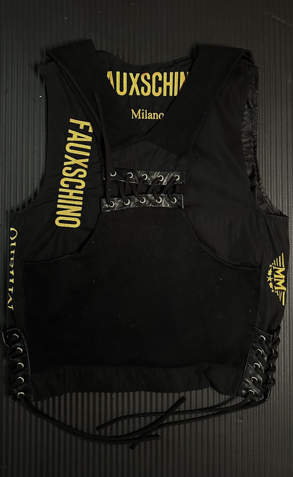 Moschino Moschino Fauxschino Milano Statement Vest Size US L / EU 52-54 / 3 - 8 Thumbnail