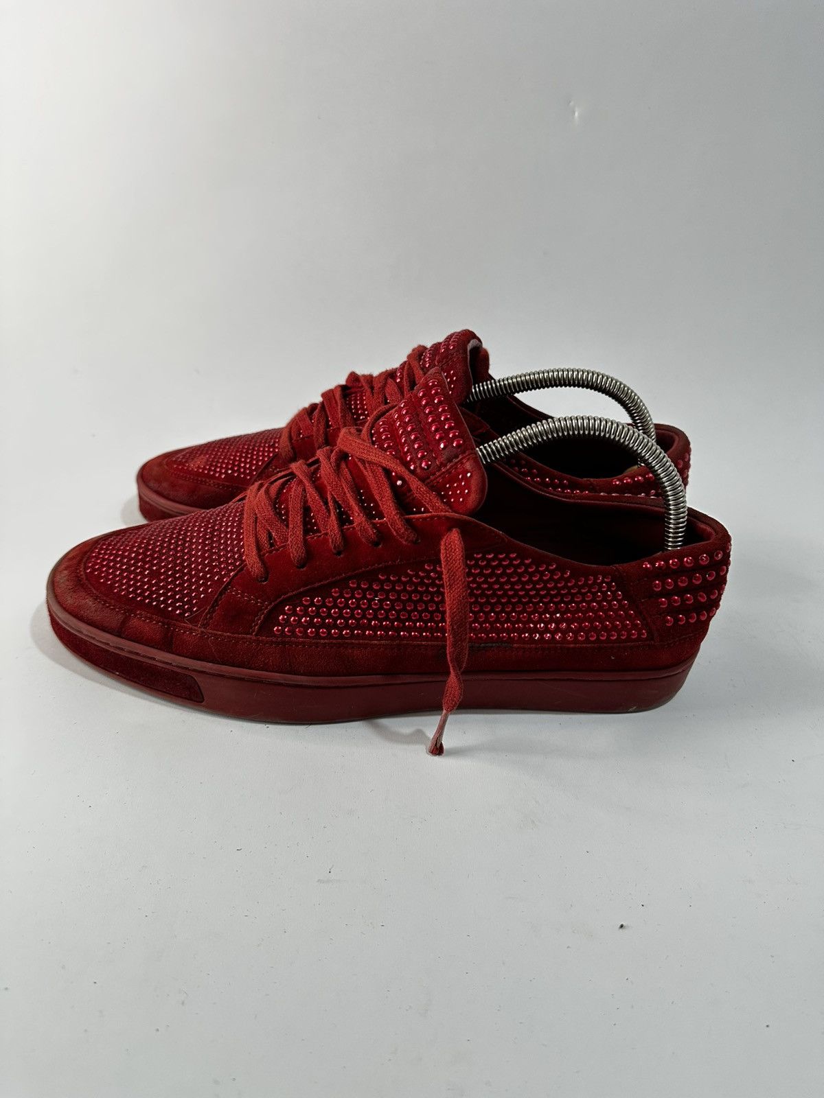Gucci Gucci Red Suede Studded Limited Edition Low Top Sneakers. Size US 8 / EU 41 - 3 Thumbnail