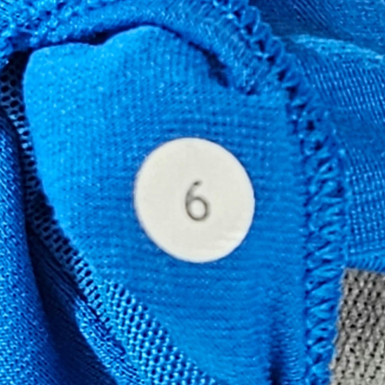 Lululemon EUC Lululemon Run: Back On Track Tank Sz. 6 Beaming Blue Size M / US 6-8 / IT 42-44 - 8 Thumbnail