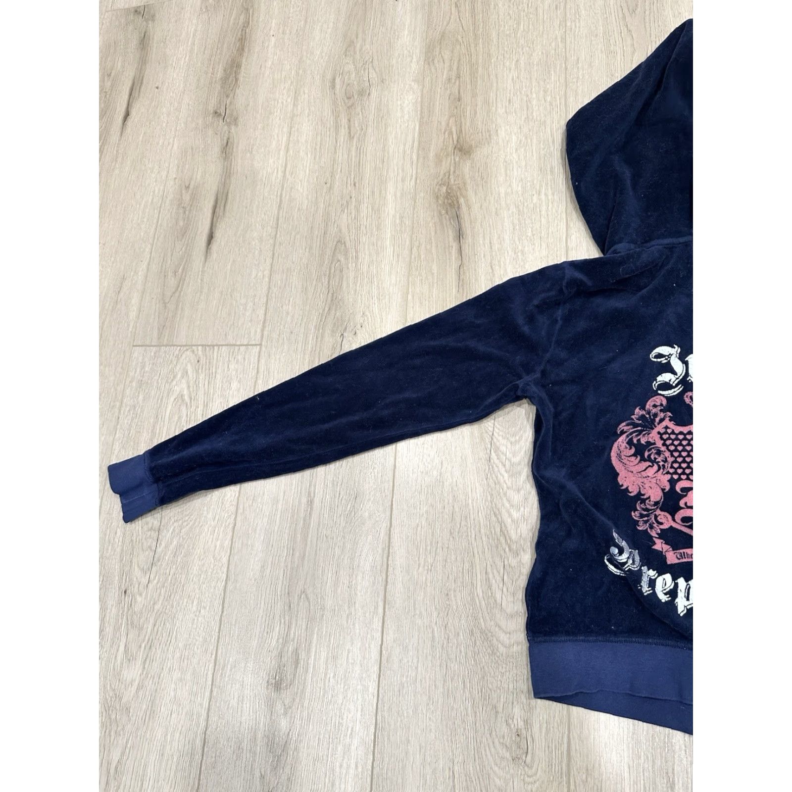 Juicy Couture VINTAGE Juicy Couture Prep School Navy Velour Zip Up Jacket Women’s Medium Size M / US 6-8 / IT 42-44 - 4 Thumbnail
