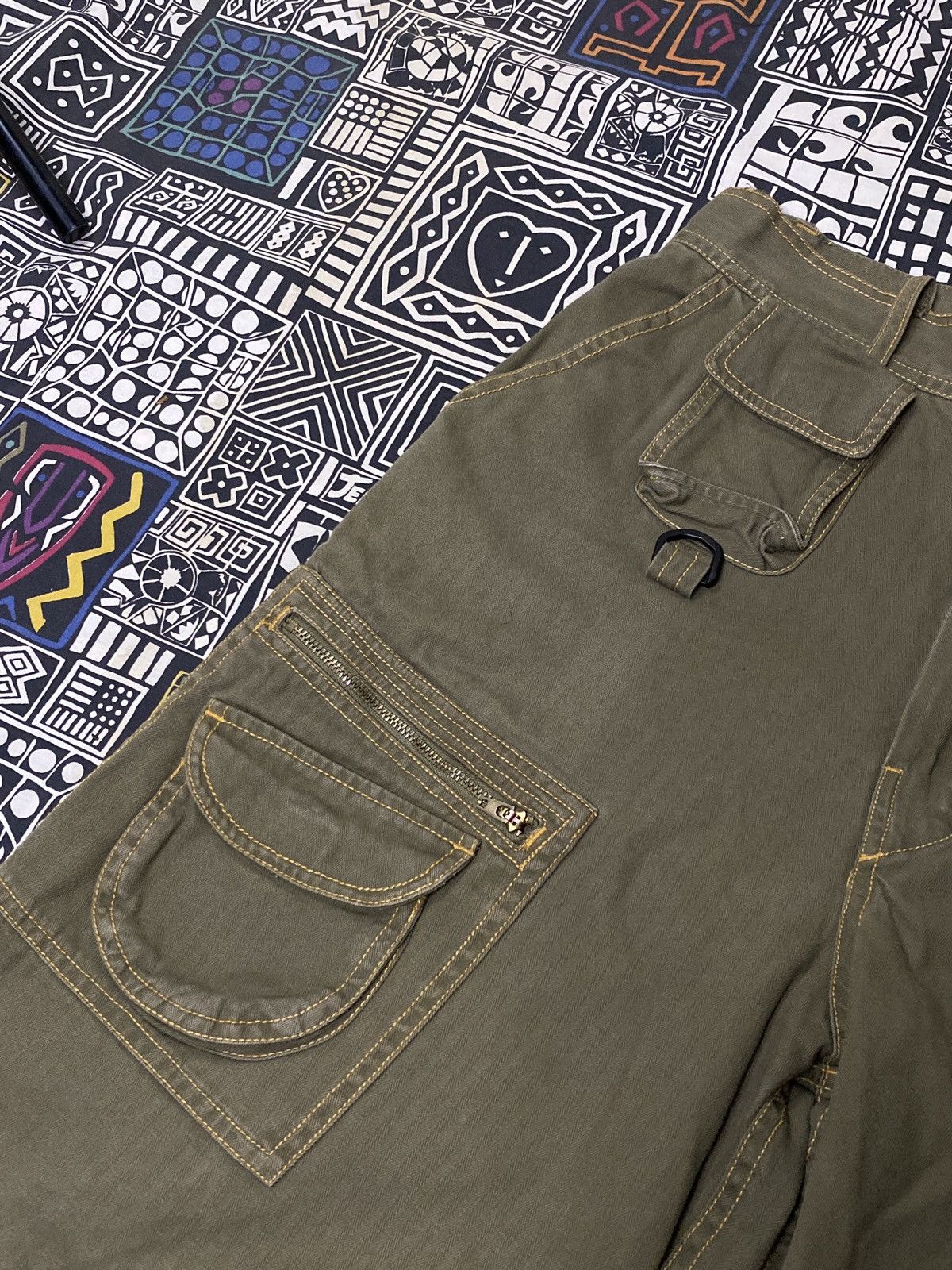 If Six Was Nine × Japanese Brand × Le Grande Bleu (L.G.B.) Y2K 3D Pocket Army Monkey Short Pants Size US 31 - 4 Thumbnail