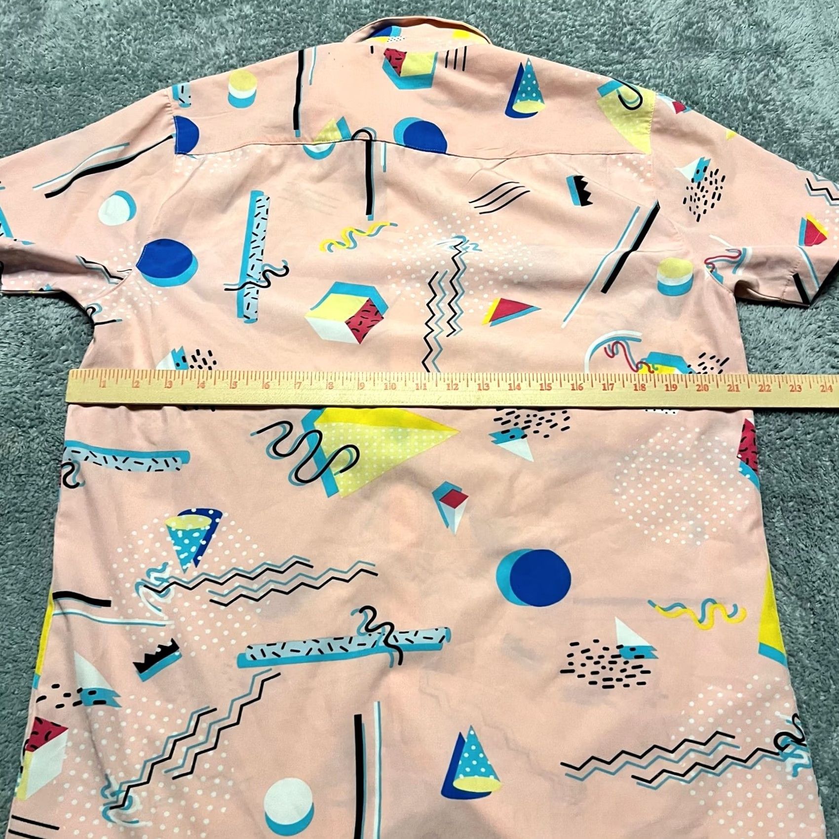 Pinko Oh snap Shirt Mens M Pink Light Geometric Performance Button Beach Size US M / EU 48-50 / 2 - 7 Thumbnail