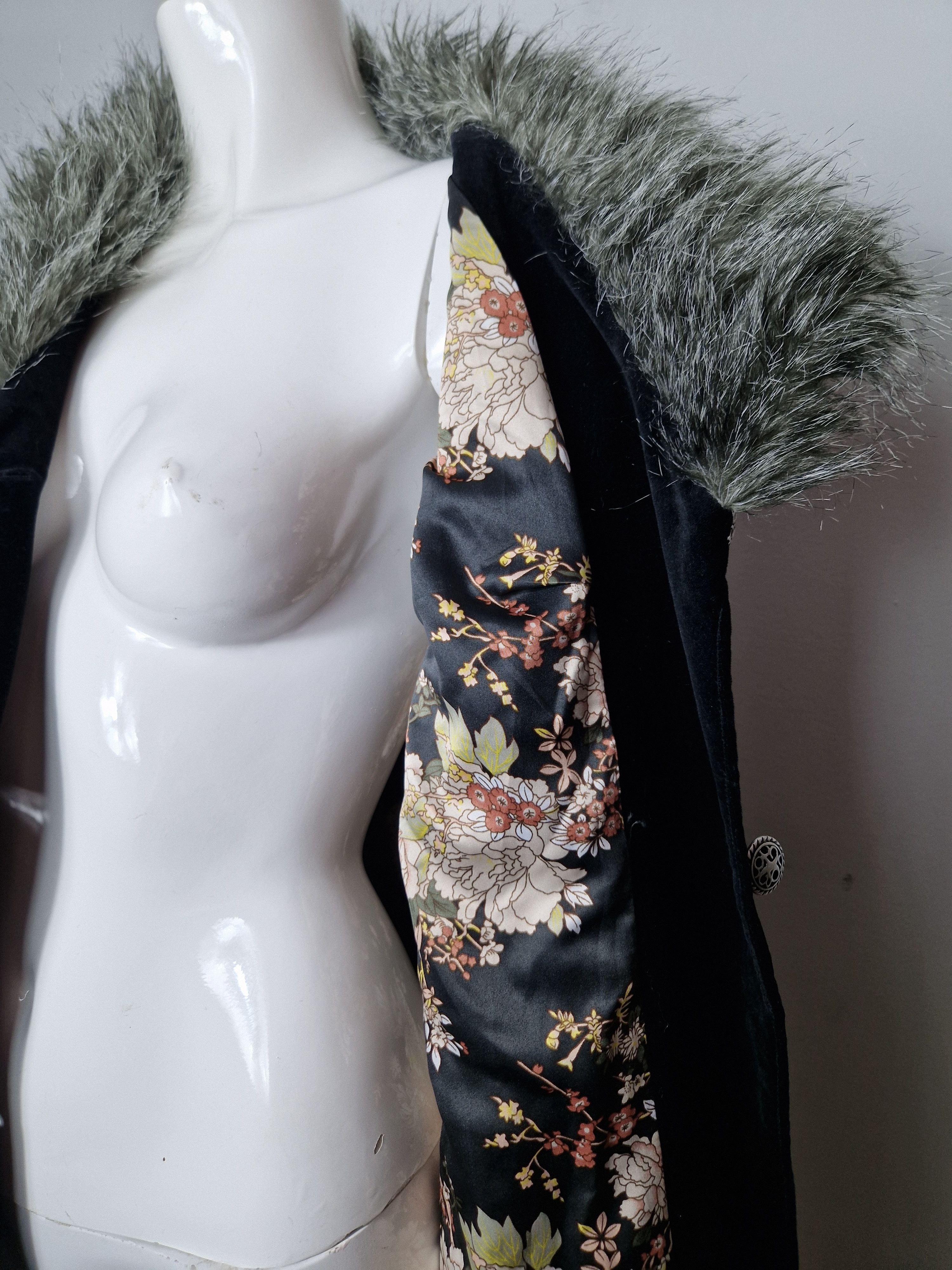 Hysteric Glamour × If Six Was Nine vintage velour faux fur goth coat Size M / US 6-8 / IT 42-44 - 2 Thumbnail