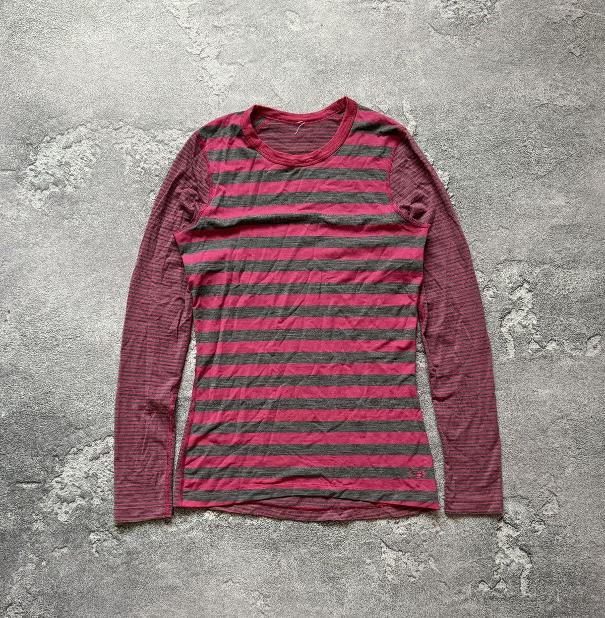 Icebreaker Icebreaker M pink longsleeve pullover jumper merino wool tee Size M / US 6-8 / IT 42-44 - 5 Thumbnail