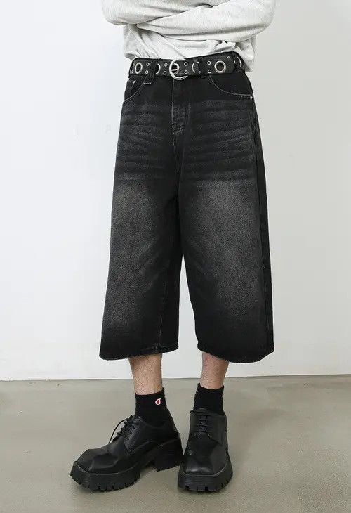 Other Black Vintage Distressed Straight Denim Shorts Size US 32 / EU 48 - 8 Thumbnail