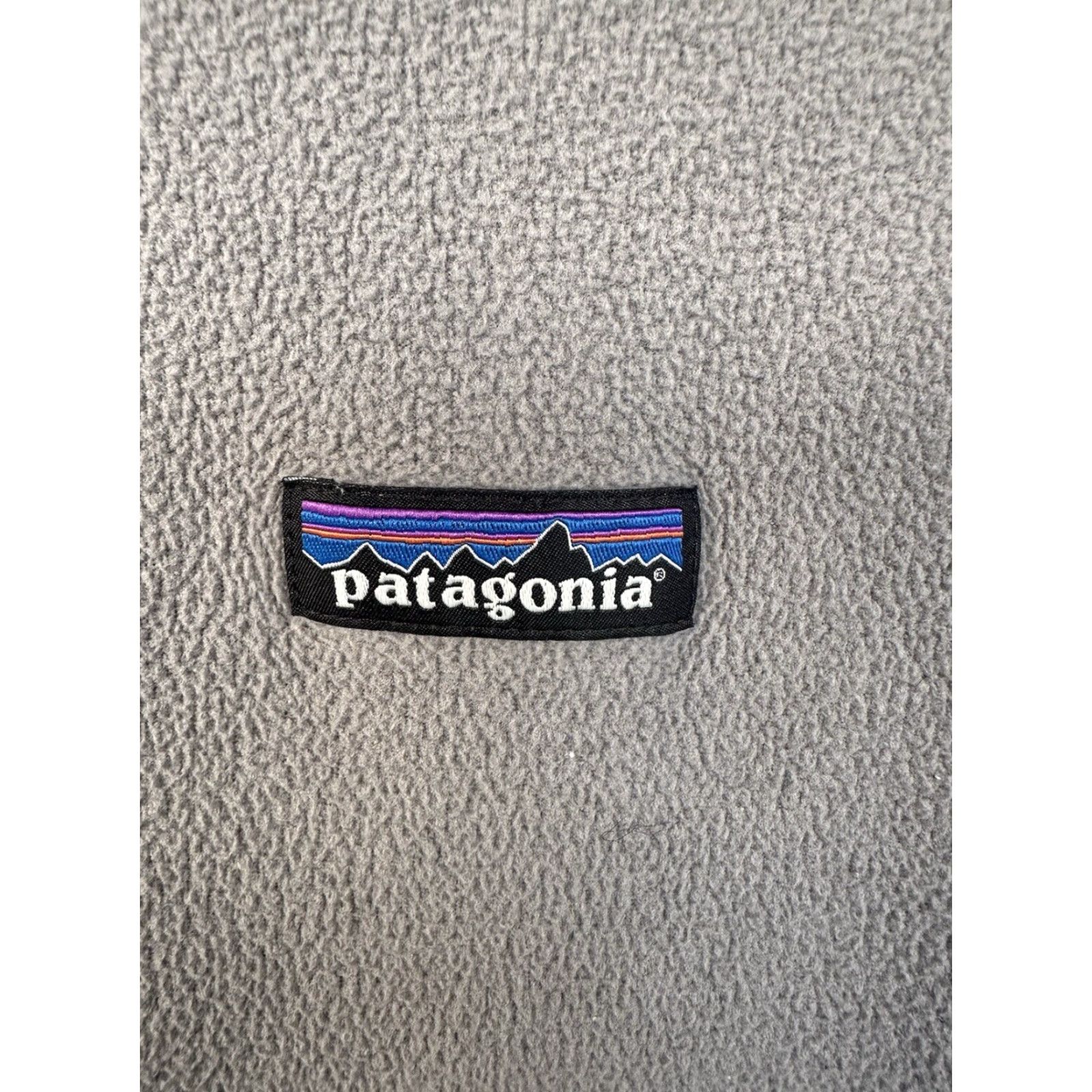 Patagonia Patagonia Women's Fleece Pullover 1/4 Zip Embroidered Logo Gray XL Hinweise: Uber Embroidery? Size XL / US 12-14 / IT 48-50 - 4 Thumbnail