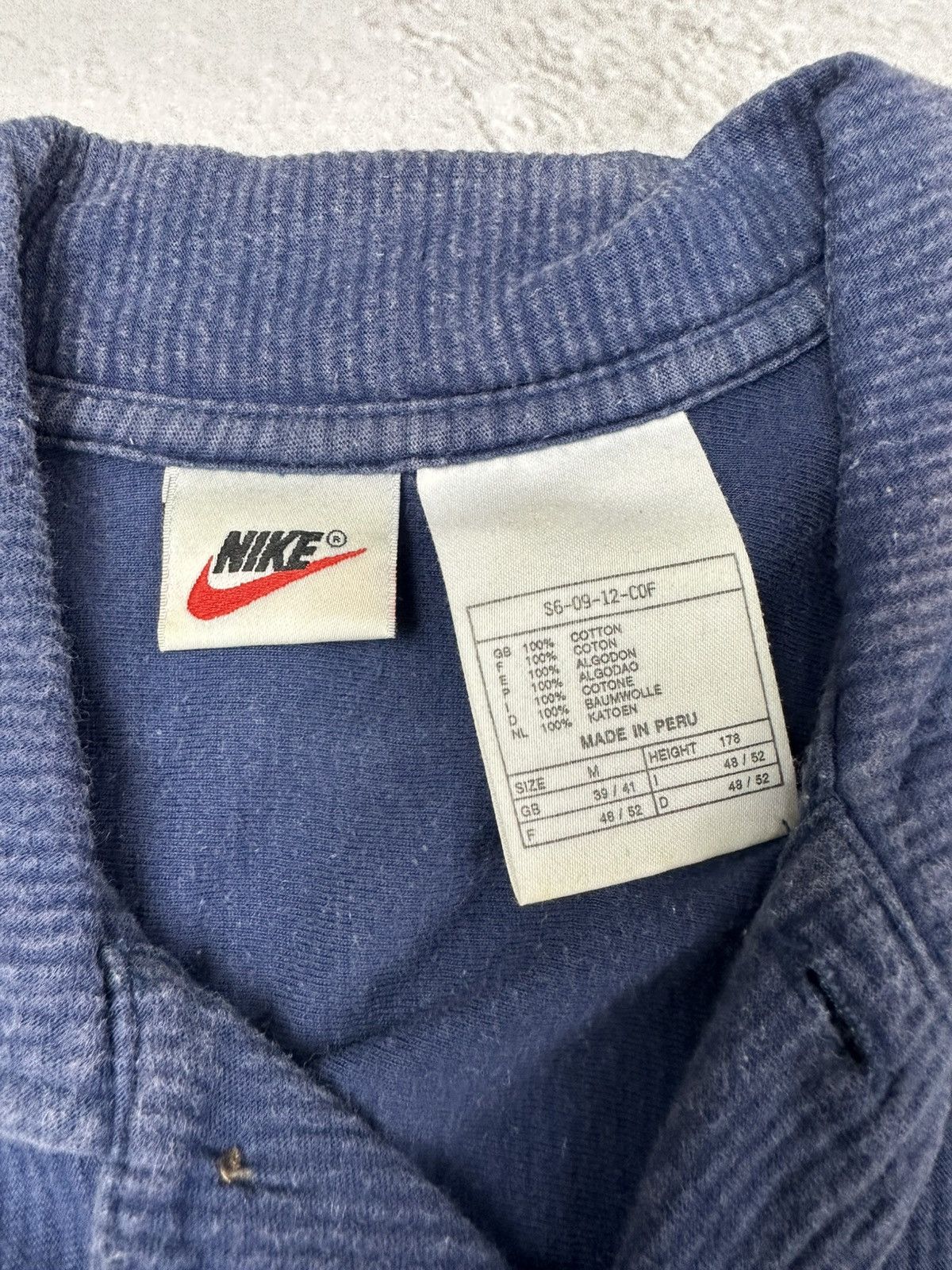Nike Vintage 90s Nike Court Faded Polo y2K Shirt Size US M / EU 48-50 / 2 - 4 Thumbnail