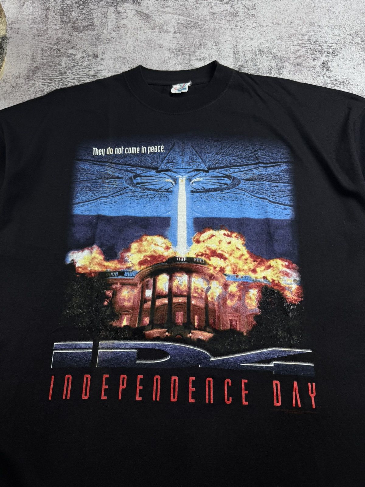 Vintage Independence Day Vintage Skull Movie Film 1996 USA 90s Merch XLarge T Shirt Tee Size US XL / EU 56 / 4 - 6 Thumbnail
