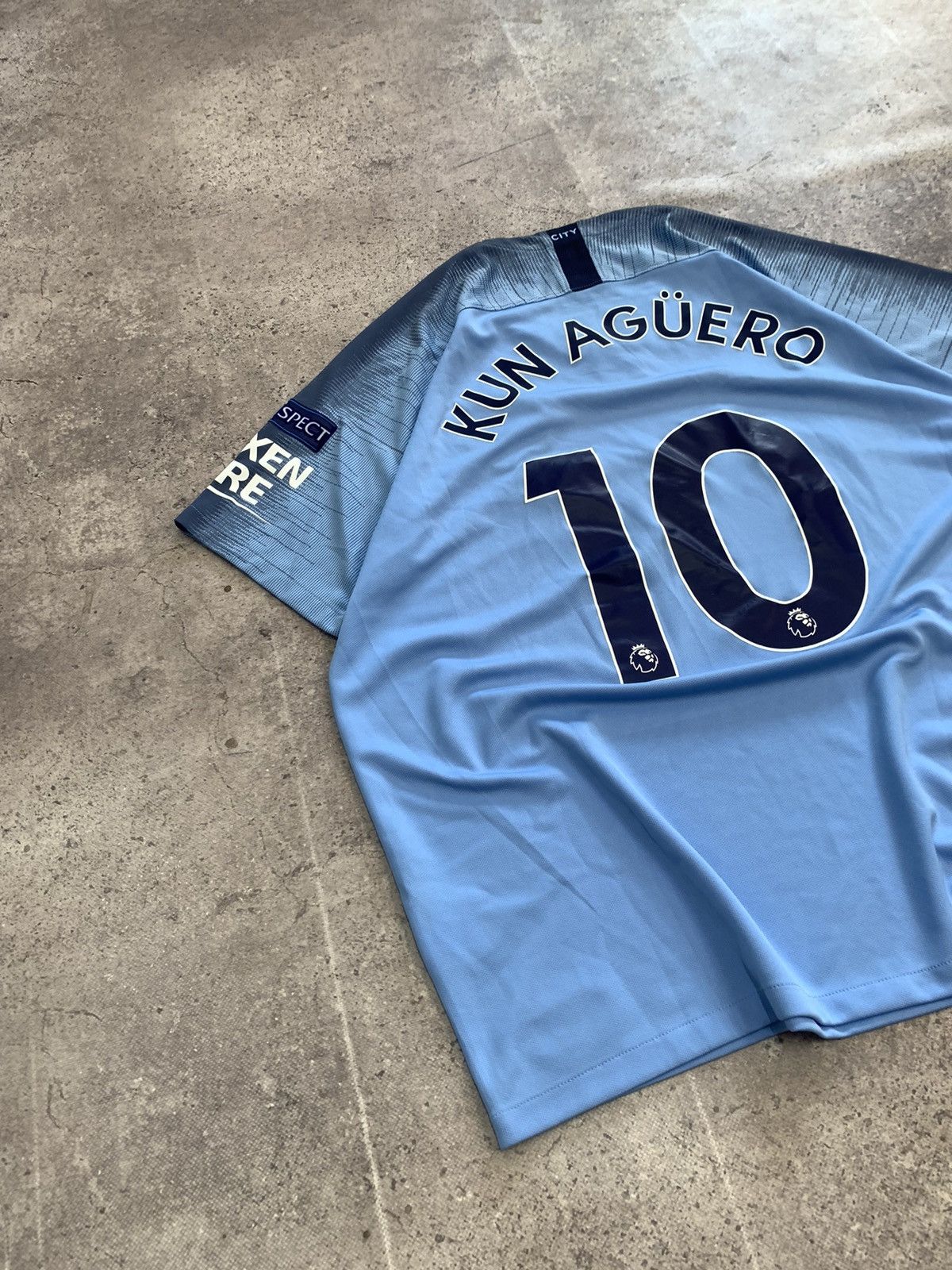 Nike × Vintage Vintage Nike Manchester City Kun Aguero 2018 blockcore Size US XL / EU 56 / 4 - 20 Thumbnail