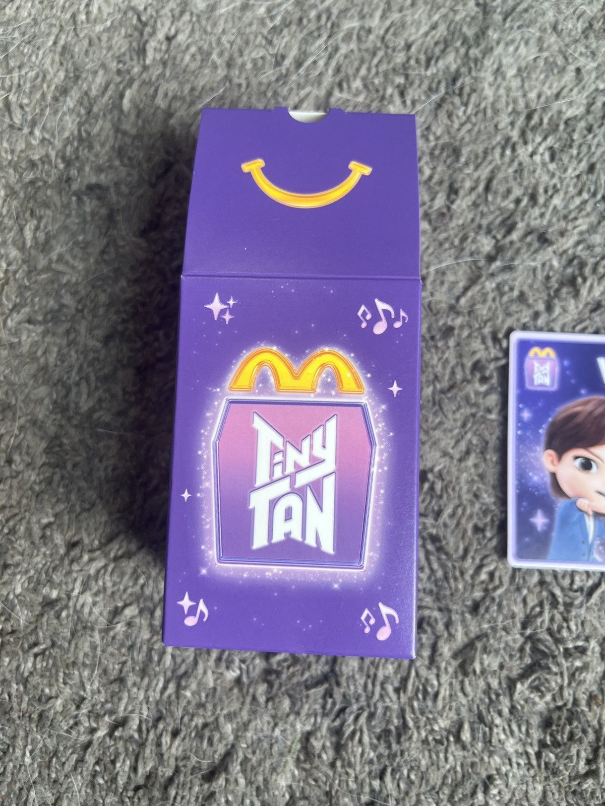 Hypebeast 2025 McDonald’s TinyTAN V Figure Size ONE SIZE - 7 Thumbnail