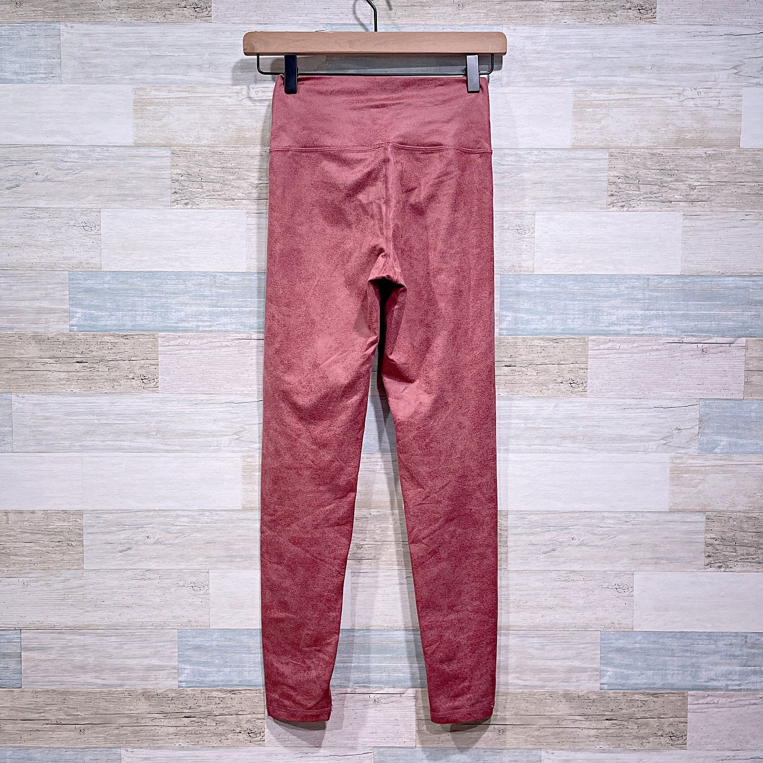 American Eagle Outfitters AERIE OFFLINE Hugger Crossover High Waisted Legging Small Size 27" / US 4 / IT 40 - 2 Thumbnail