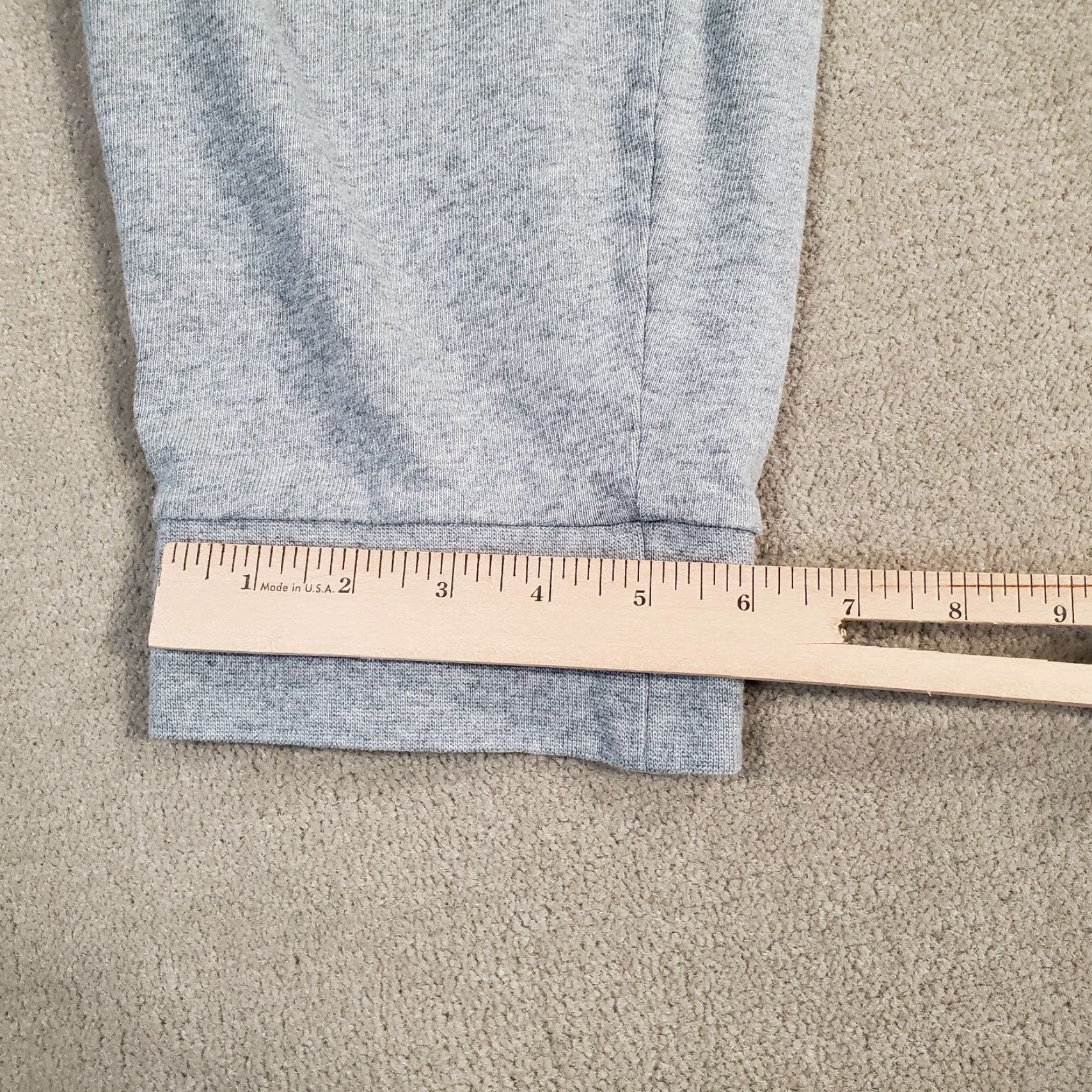 Nike Nike Sportswear Club Knit Sweatpants Mens XL Gray Tapered Joggers Logo Pockets Regular Fit Sweatpants Mens 90s? Size US 36 / EU 52 - 7 Thumbnail