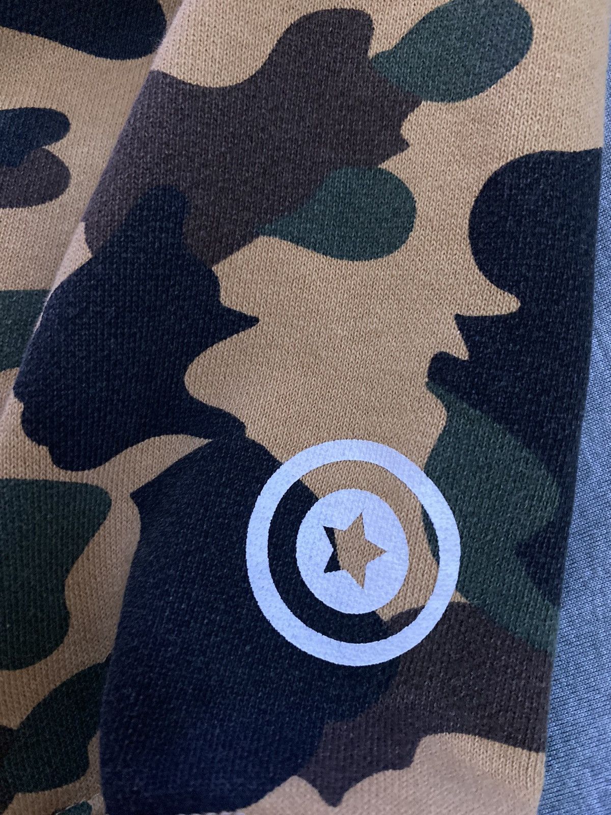 Bape 1ST CAMO PONR SHARK HALF ZIP HOODIE Size US S / EU 44-46 / 1 - 11 Thumbnail
