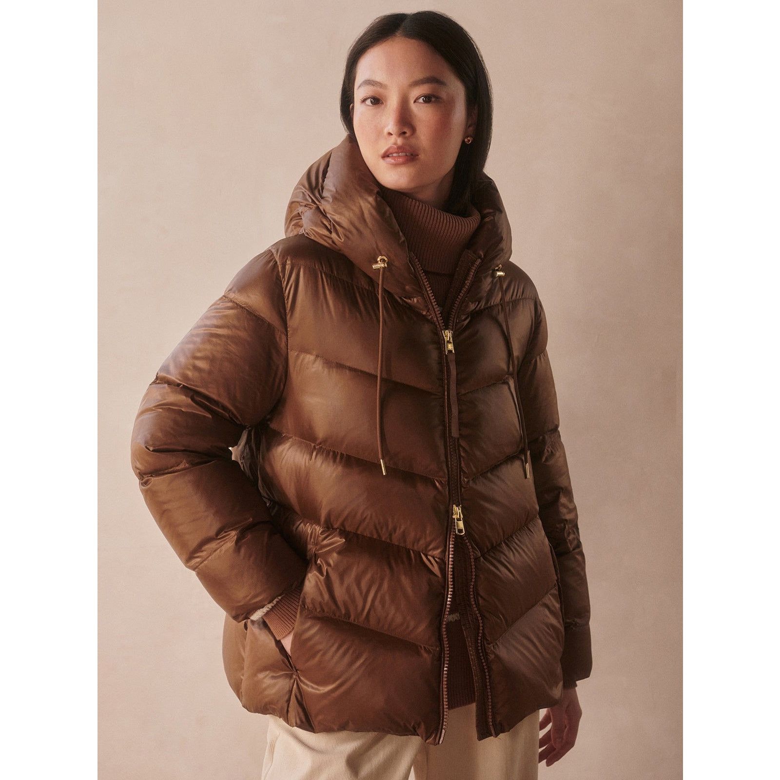Varley $500 NWT Varley Womens Madelina Lightweight Down Jacket Size M / US 6-8 / IT 42-44 - 1 Thumbnail