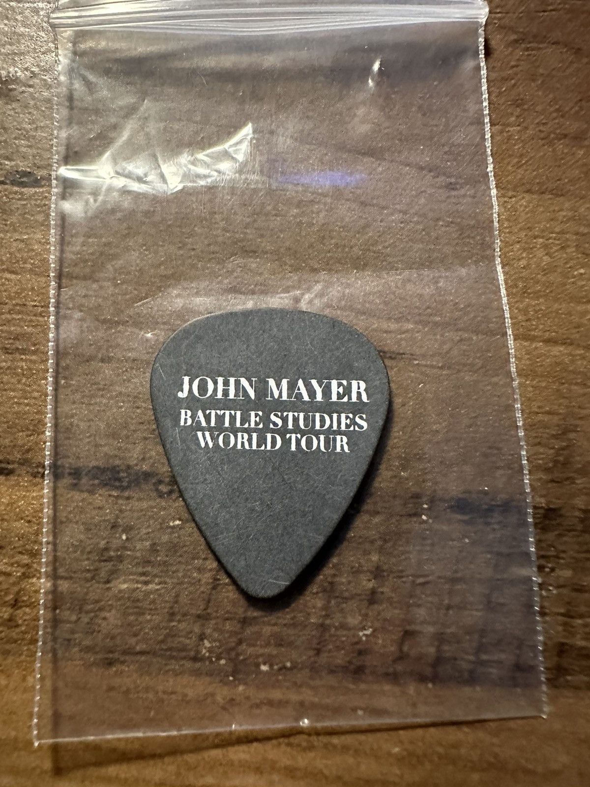 Kaws Kaws x John Mayer Guitar Pick, 2008 Battle Studies Tour Size ONE SIZE - 4 Thumbnail