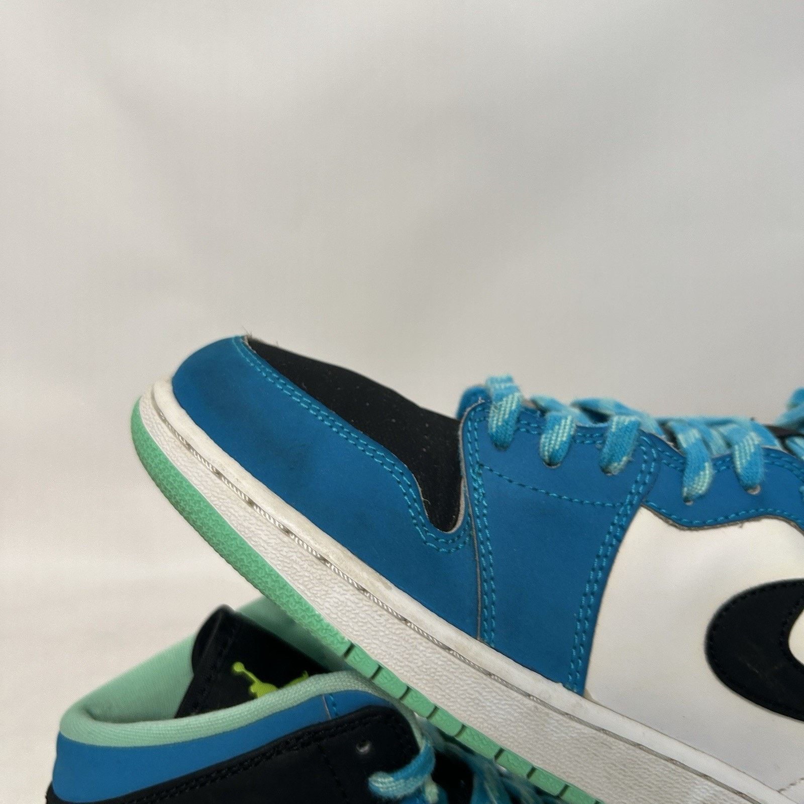 Jordan Brand Nike Air Jordan 1 Retro High OG “Blue Lagoon” Size US 8.5 / IT 38.5 - 9 Thumbnail