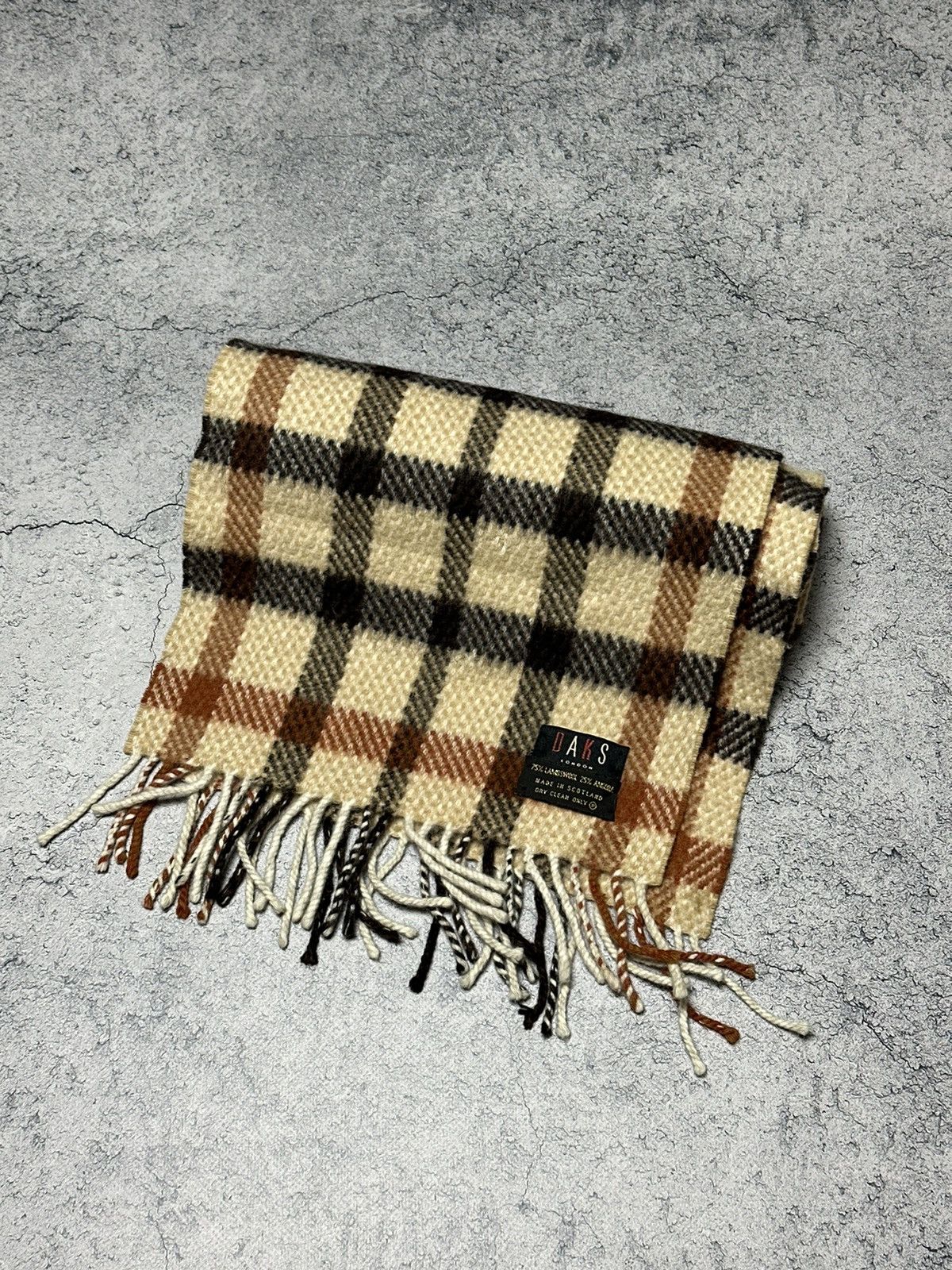 DAKS Daks London Iconic Checked Lambswool Scarf Size ONE SIZE - 5 Thumbnail