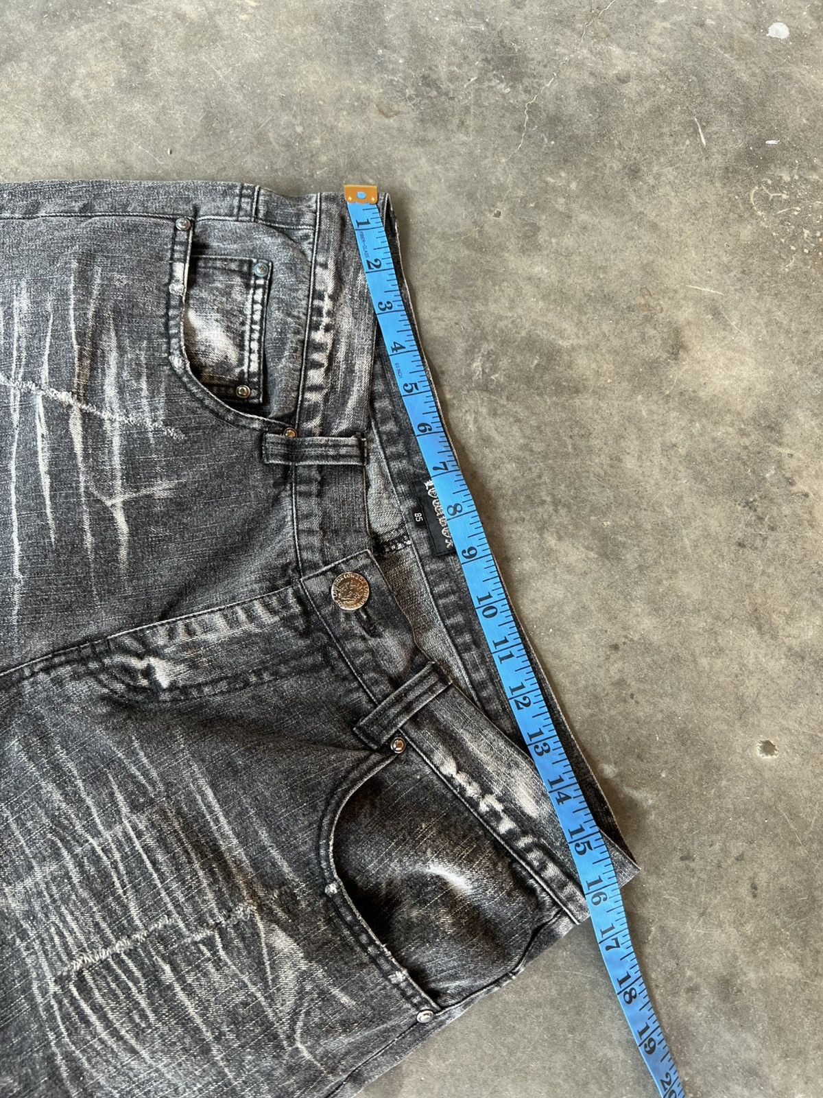Japanese Brand Vintage Lowbox Short Jean Size US 32 / EU 48 - 3 Thumbnail