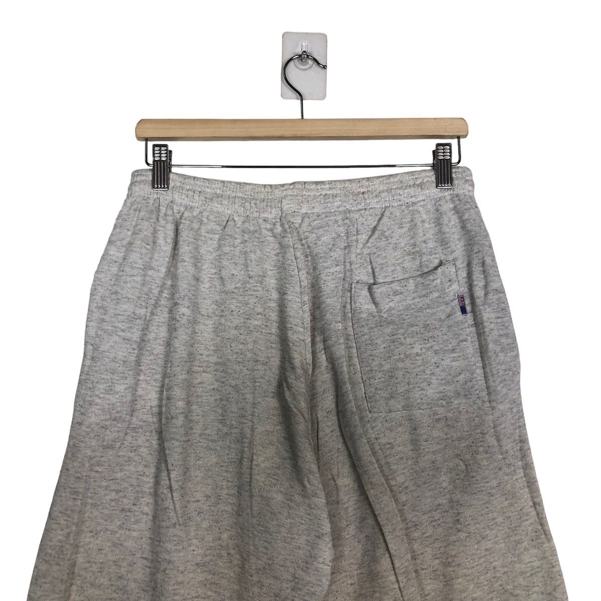 Japanese Brand 🔥90’s Chicago Bulls Sweatpants Big Logo Streetwear Size US 32 / EU 48 - 8 Thumbnail