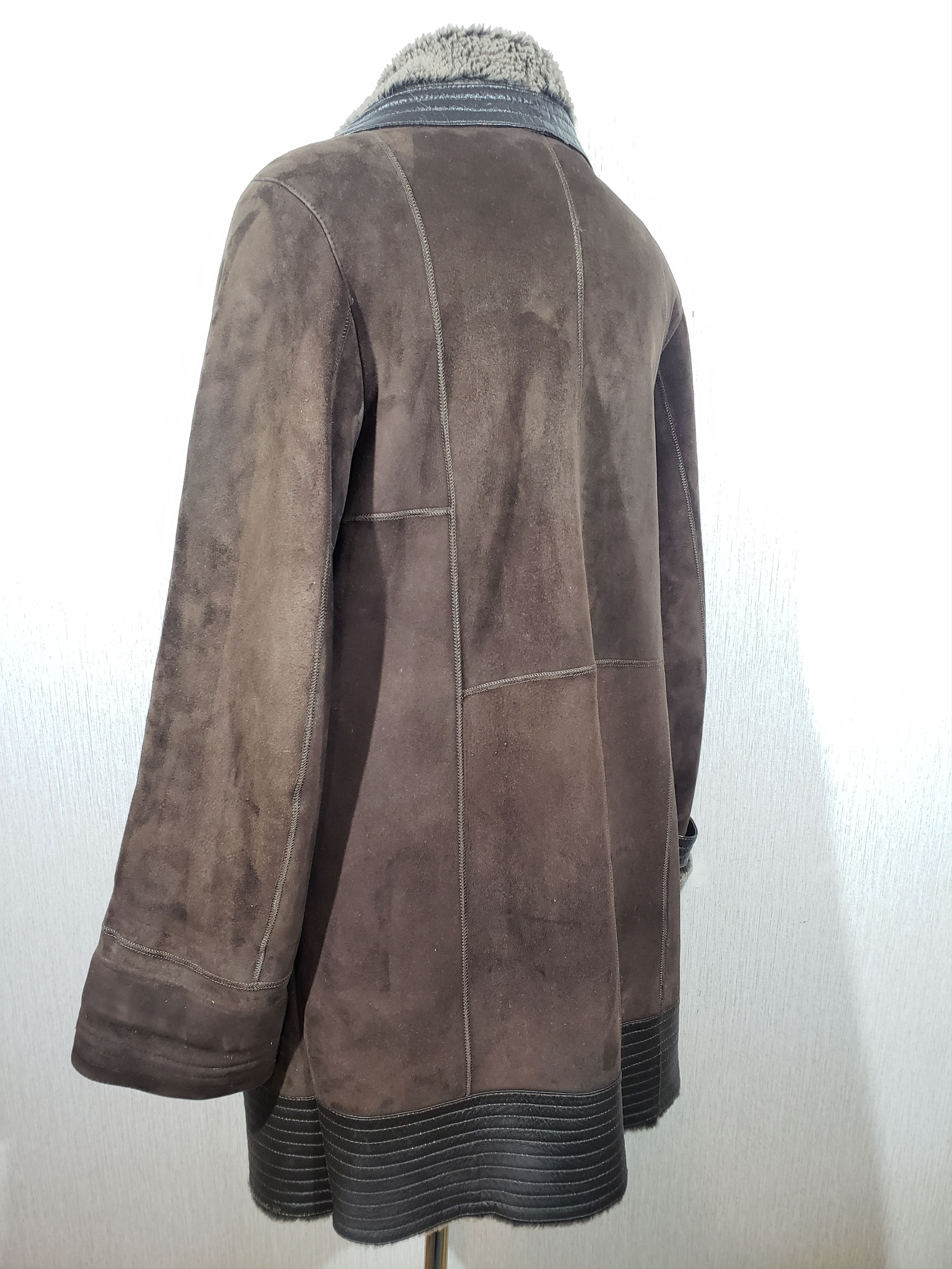 Other Stylish brown sheepskin coat with a wide collar. Size XL / US 12-14 / IT 48-50 - 5 Thumbnail
