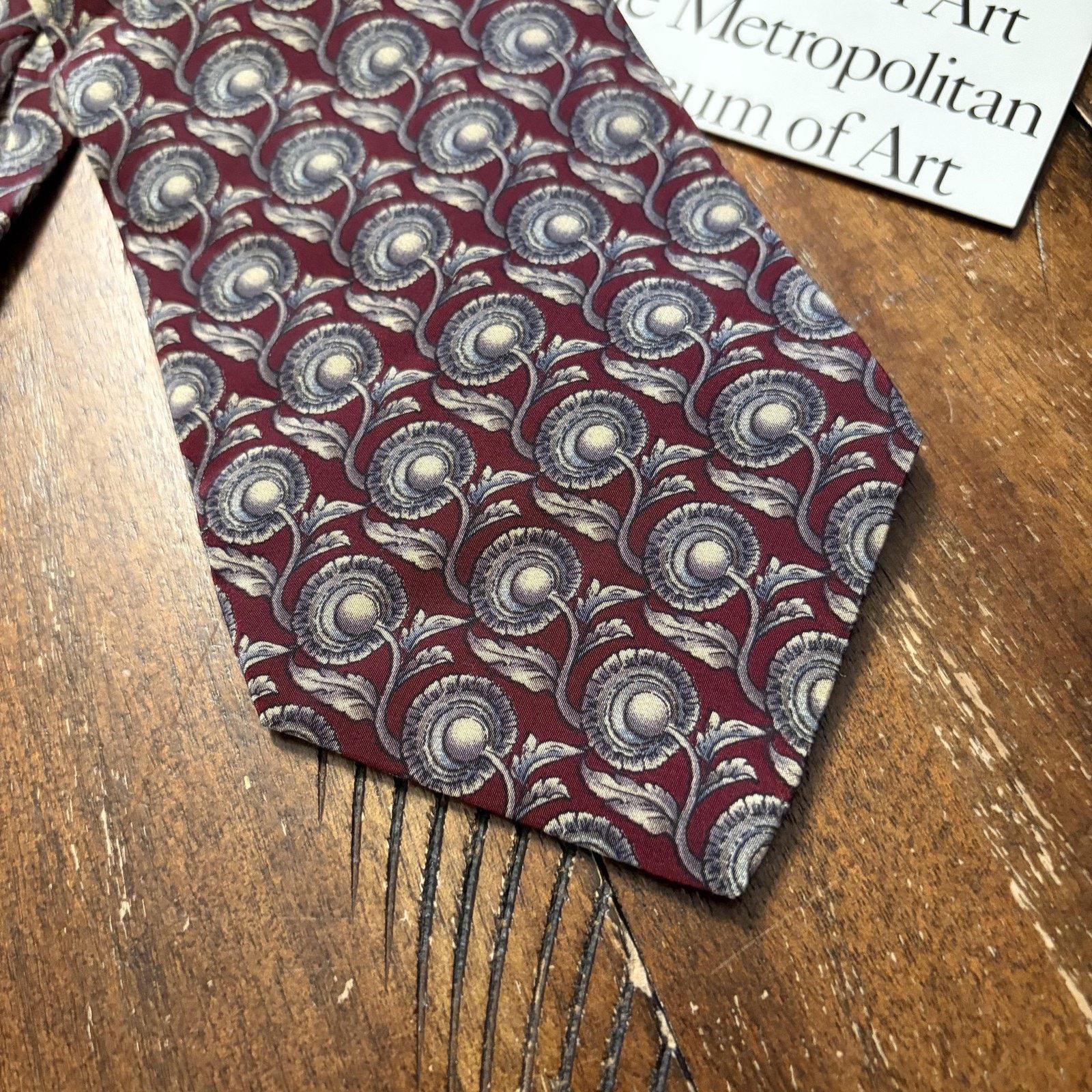 Vintage Metropolitan Museum Of Art Tie Mens One Floral Silk Necktie Size ONE SIZE - 3 Thumbnail