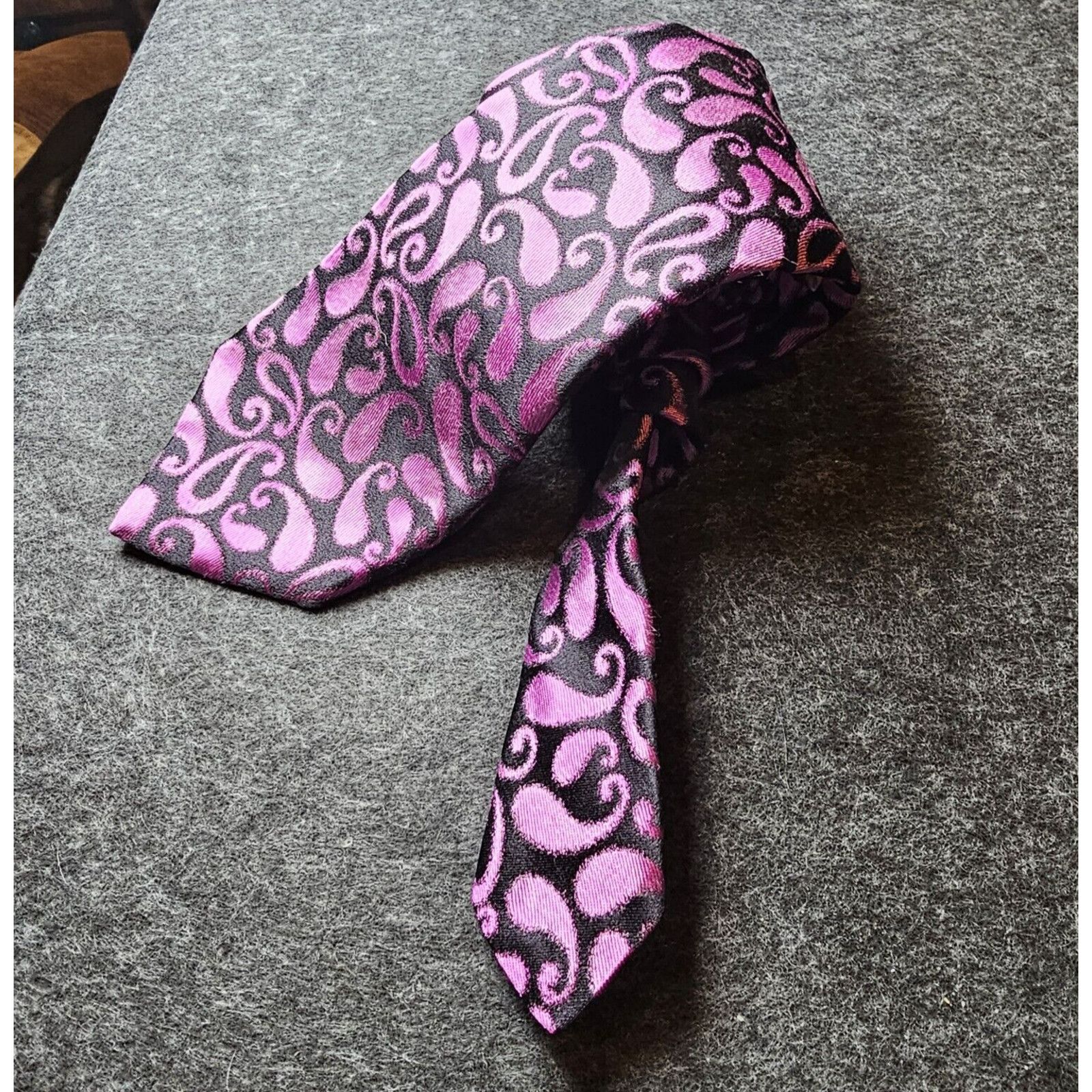 Ted Baker Ted Baker Tie Italian Silk Paisley Purple Designer London Size ONE SIZE - 4 Thumbnail
