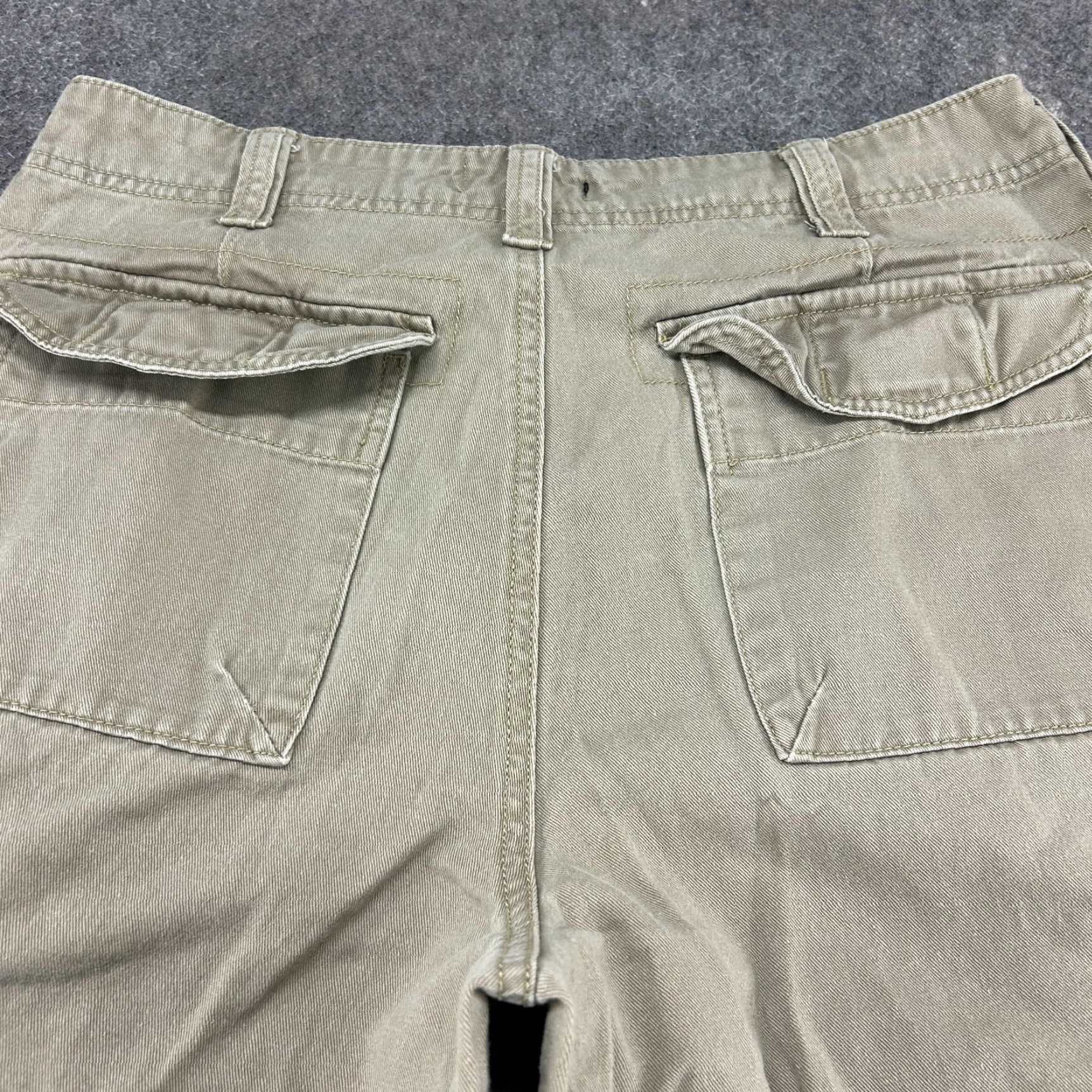 Faded Glory VINTAGE Faded Glory Pants Mens 30x32 Beige Cargo Baggy Paratrooper Skater Y2K 30 Regular Beige Cotton Canvas Army Mens Pants Size US 30 / EU 46 - 5 Thumbnail