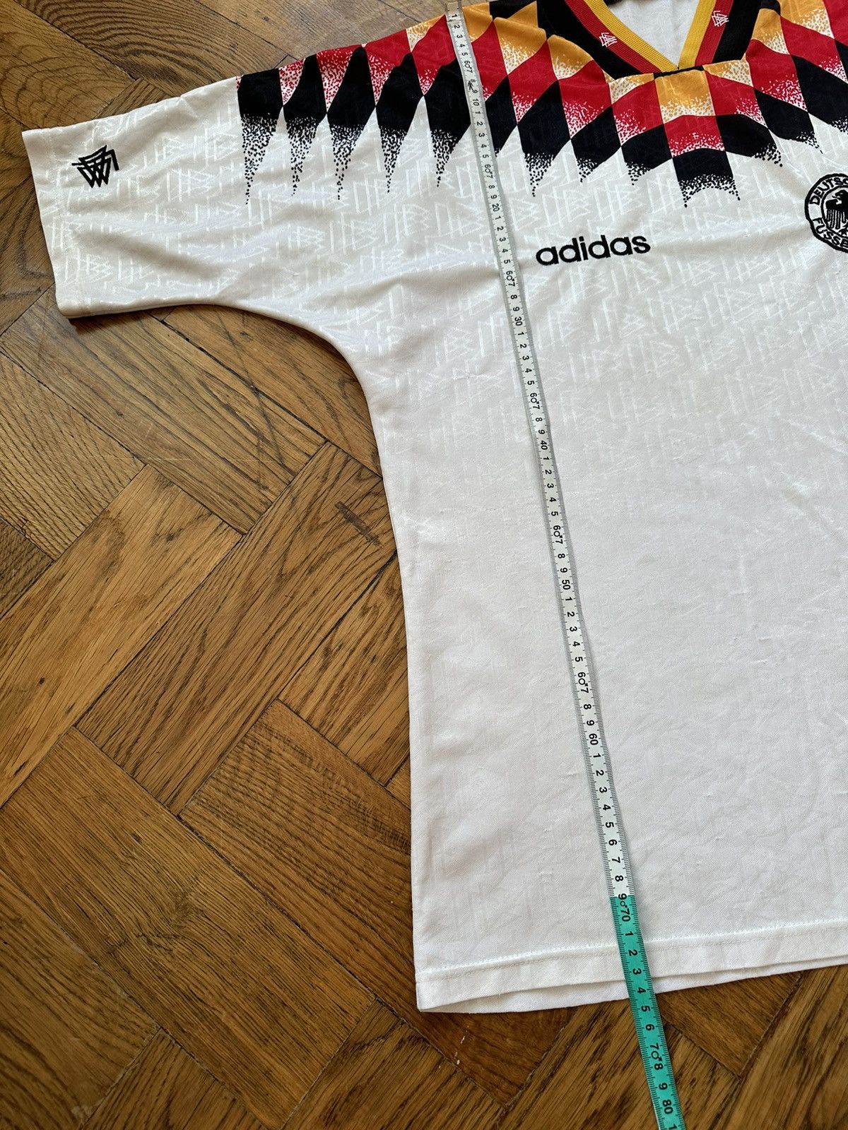Vintage ADIDAS GERMANY 1994 1996 HOME FOOTBALL SHIRT SOCCER JERSEY Size US L / EU 52-54 / 3 - 14 Thumbnail
