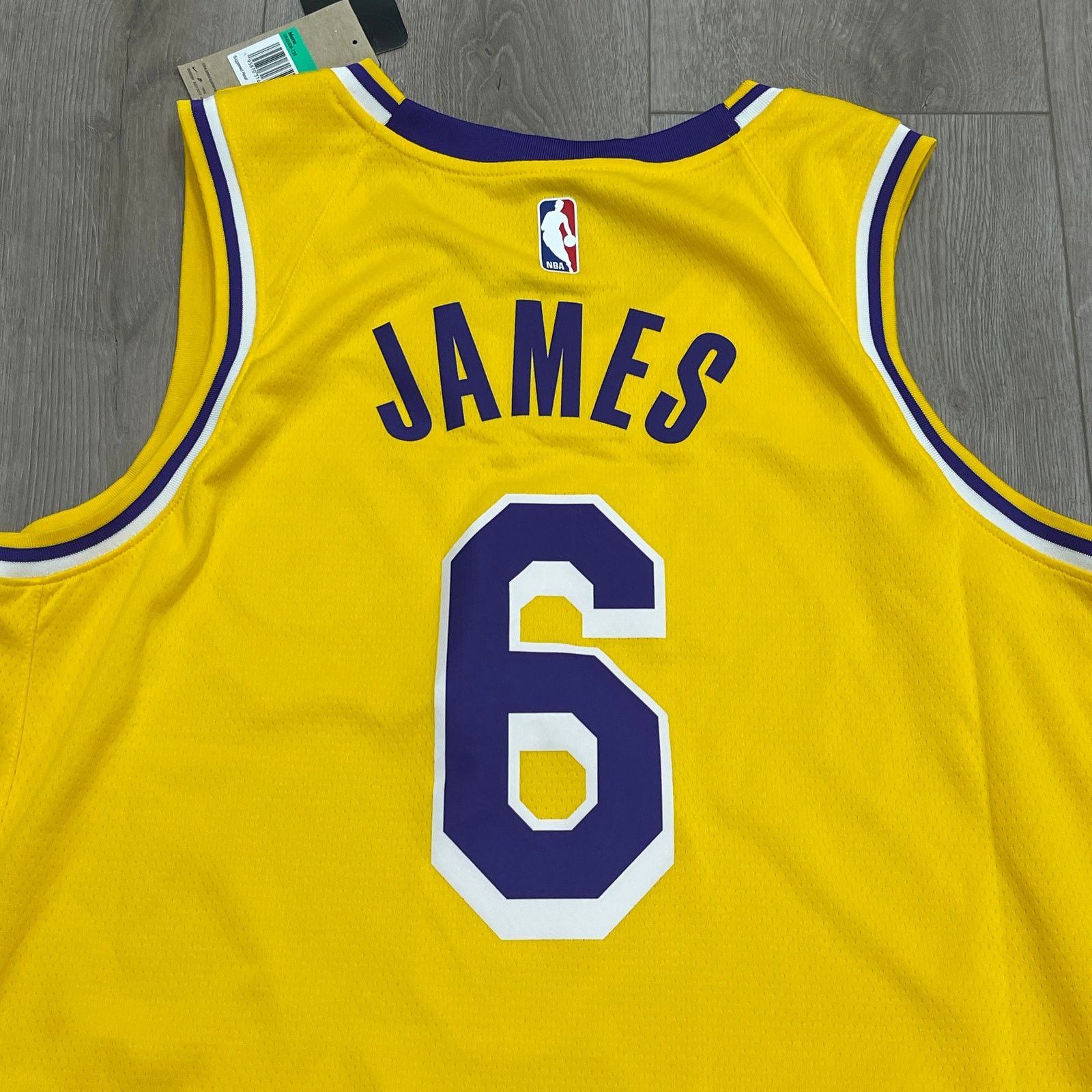 Nike Nike Los Angeles Lakers LeBron James #6 Icon Jersey size XL Size US XL / EU 56 / 4 - 7 Thumbnail