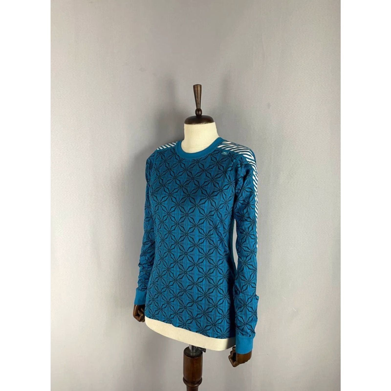 Helly Hansen Helly Hansen Womens Fleece Sweatshirt Geometric Pattern Blue Crew Neck L Regular Adults Menus?? Size L / US 10 / IT 46 - 2 Thumbnail