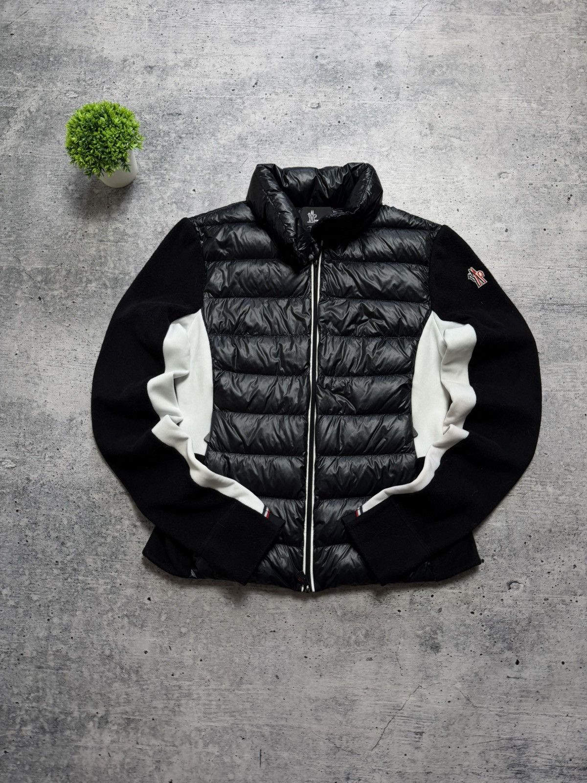 Moncler Grenoble Moncler Grenoble Magie Down Puffer Archive Cardigan Jacket Size M / US 6-8 / IT 42-44 - 2 Thumbnail