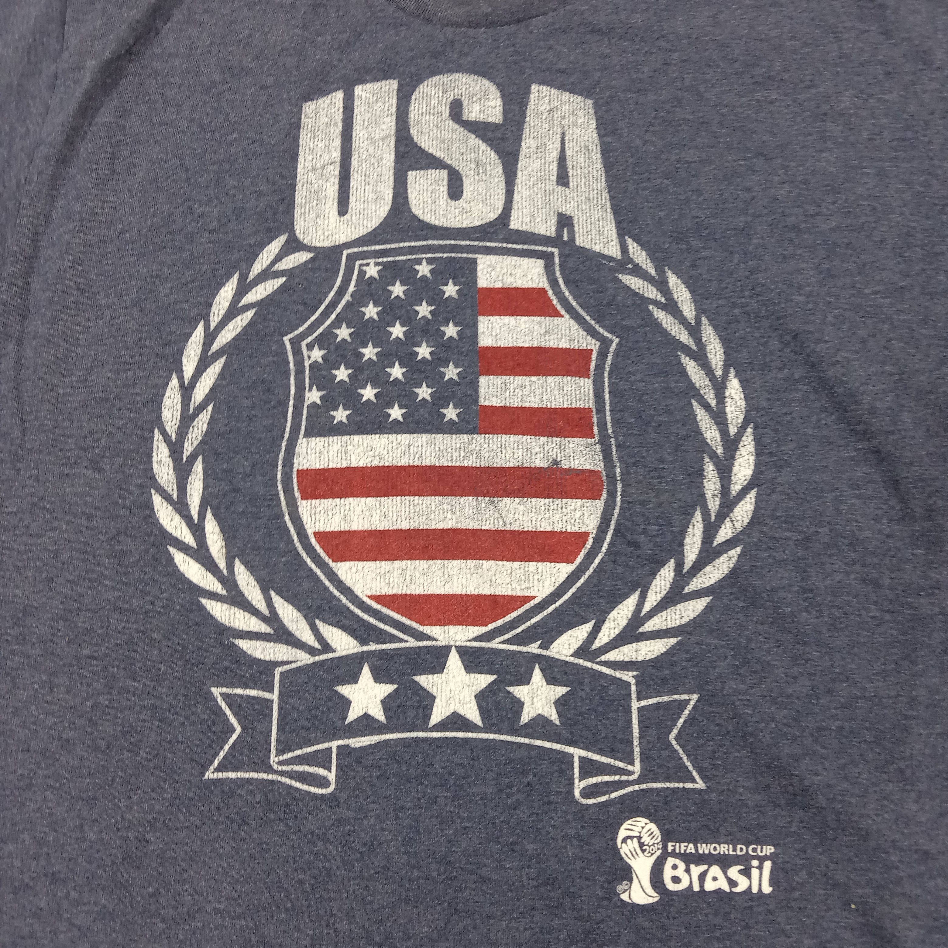 Vintage Fifa World Cup Brasil USA Sport Style Tshirt C285N34 Size US L / EU 52-54 / 3 - 2 Thumbnail