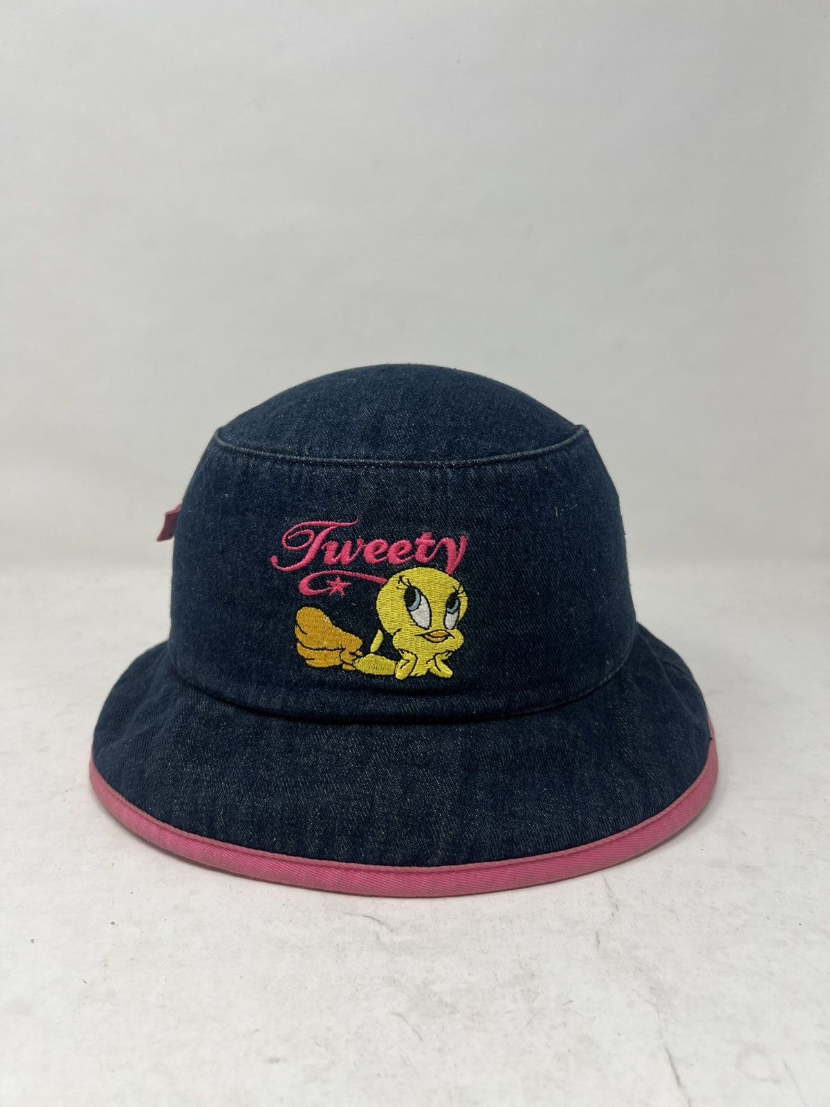 If Six Was Nine Tweety Warner Bros Denim Bucket Hat Size ONE SIZE - 2 Thumbnail
