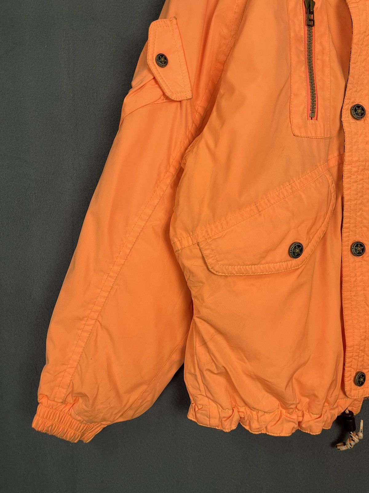 Ellesse × Goldwin × Vintage Ellesse Air World Tour Hydro Touch Snow Boarding by Goldwin Size US M / EU 48-50 / 2 - 5 Thumbnail
