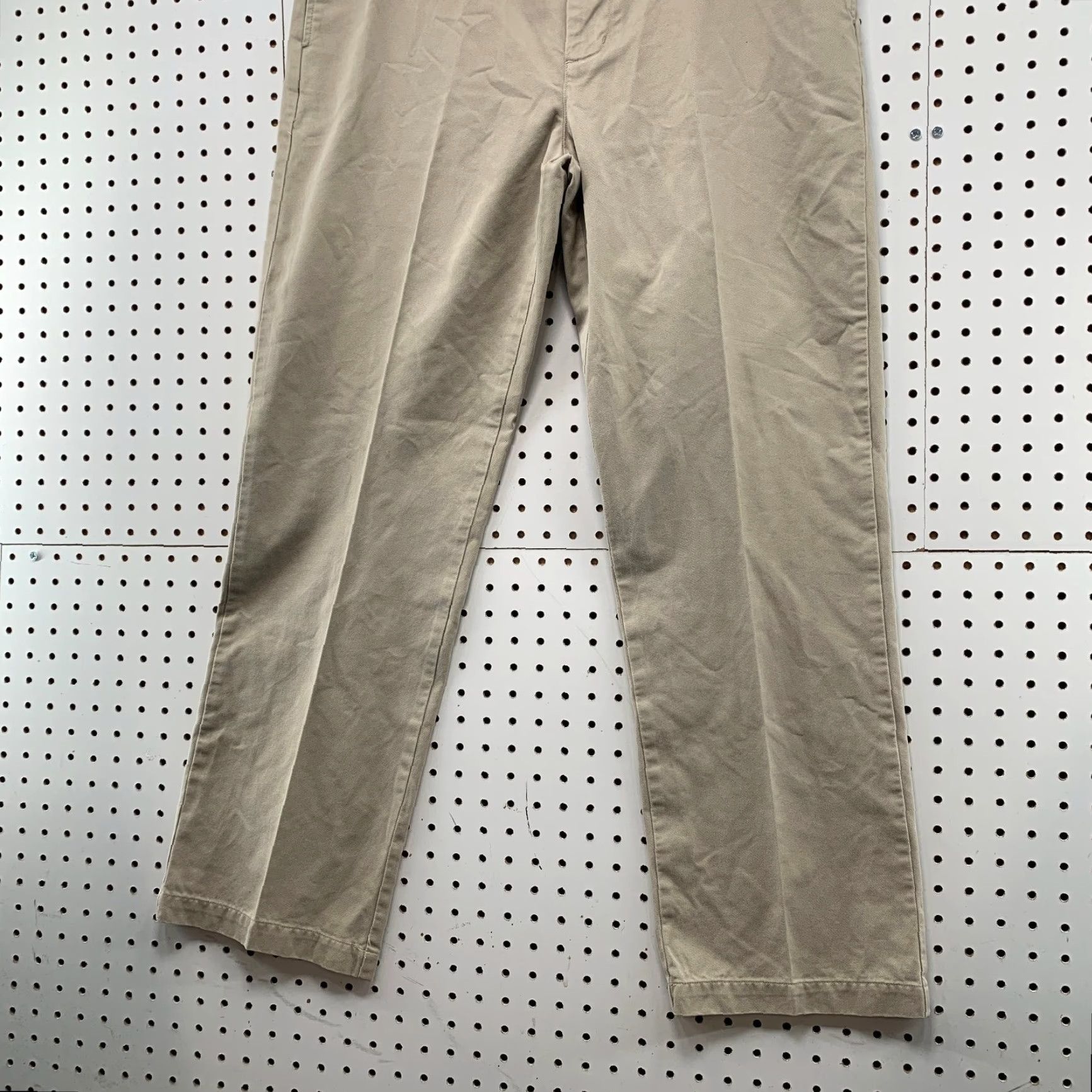 Vineyard Vines Vineyard Vines Khaki Pants Mens 35x32 Chinos Preppy Casual Straight Leg Shirt Mens Pants Beige 35x32 Vintage No Minimal Keywords? Size US 35 - 4 Thumbnail