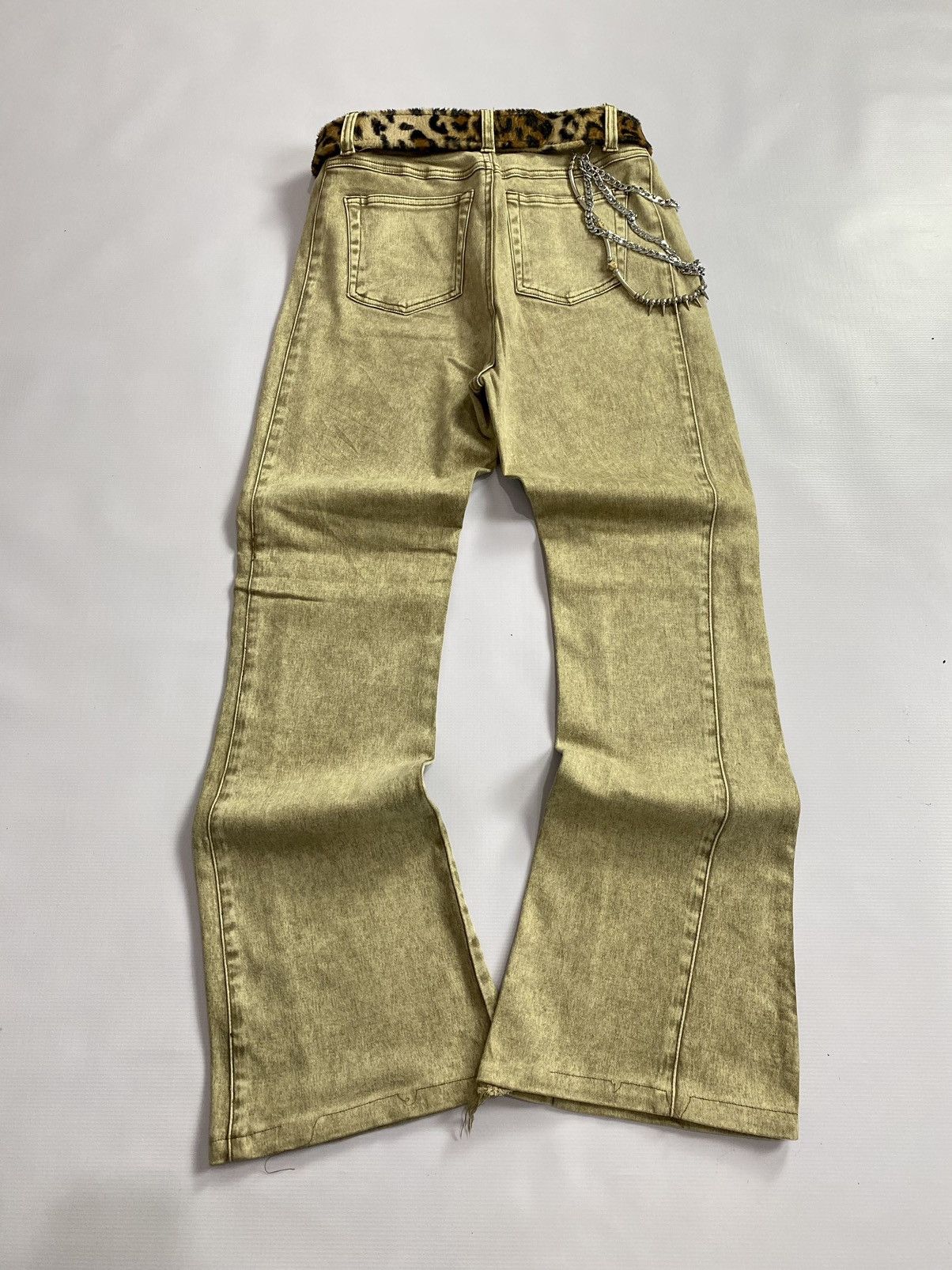 If Six Was Nine × Japanese Brand × Le Grande Bleu (L.G.B.) 2000s Sun Rose Flare Mudwash Pant Size US 27 - 2 Thumbnail