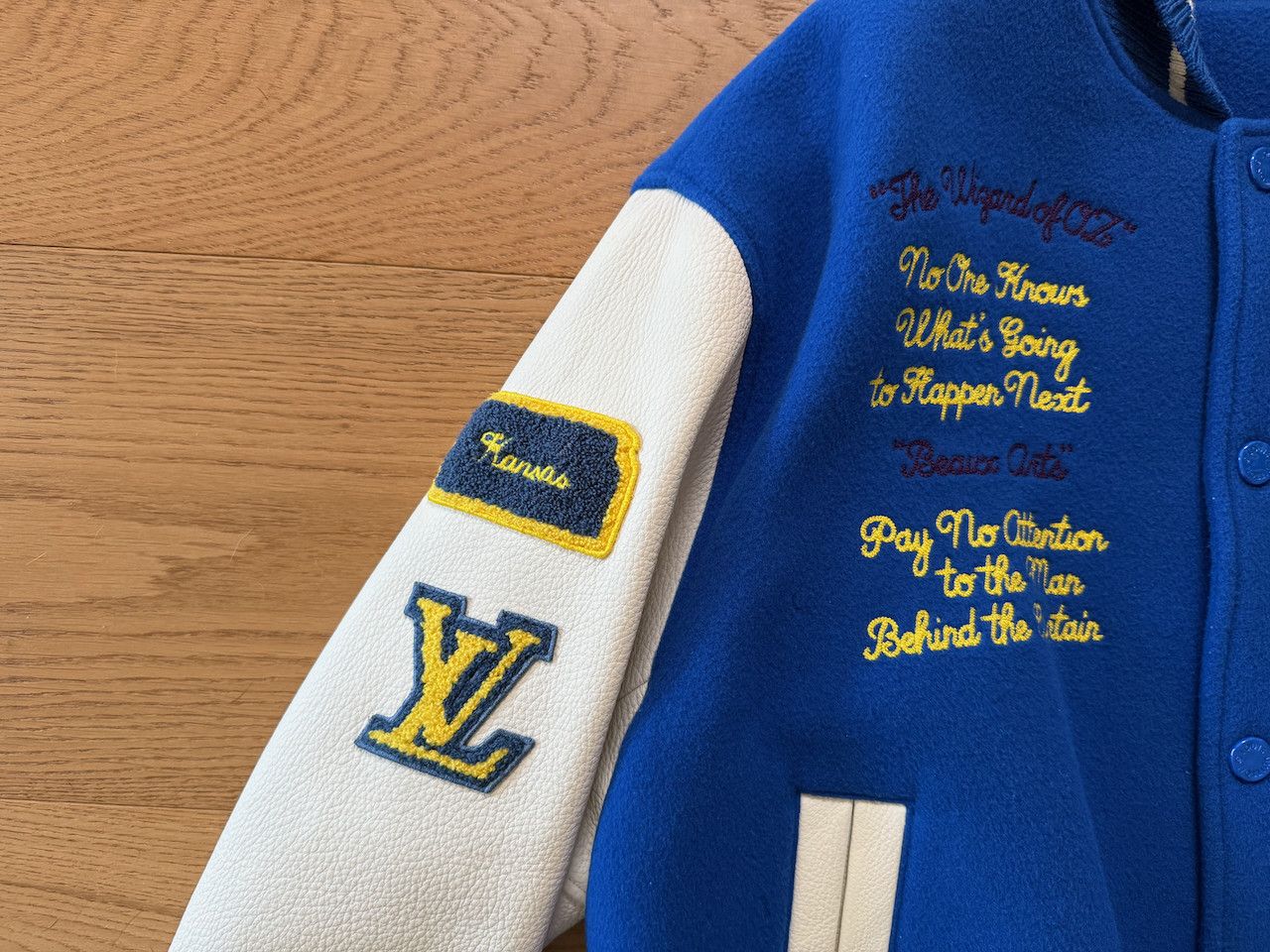 Louis Vuitton Louis Vuitton Oz Varsity Jacket S/S '19 Size US M / EU 48-50 / 2 - 3 Thumbnail