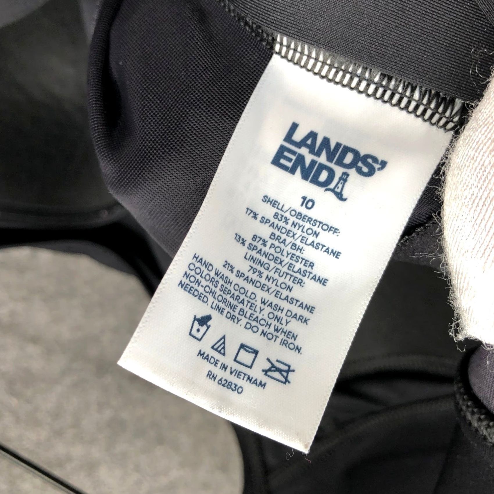 Lands' End Lands' End One Piece Swimsuit Womens 10 Black Padded Round Neck Wide Strap Size ONE SIZE - 7 Thumbnail