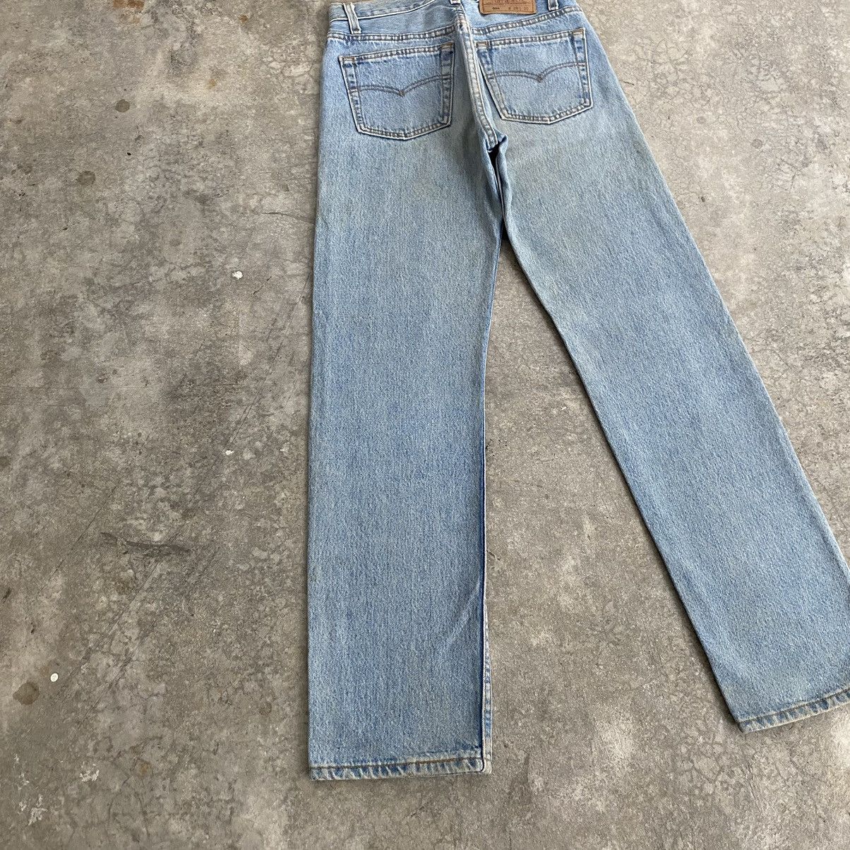 Levi's Vintage 1994 Levis 501 Light Blue Denim Jeans Size US 27 - 17 Thumbnail