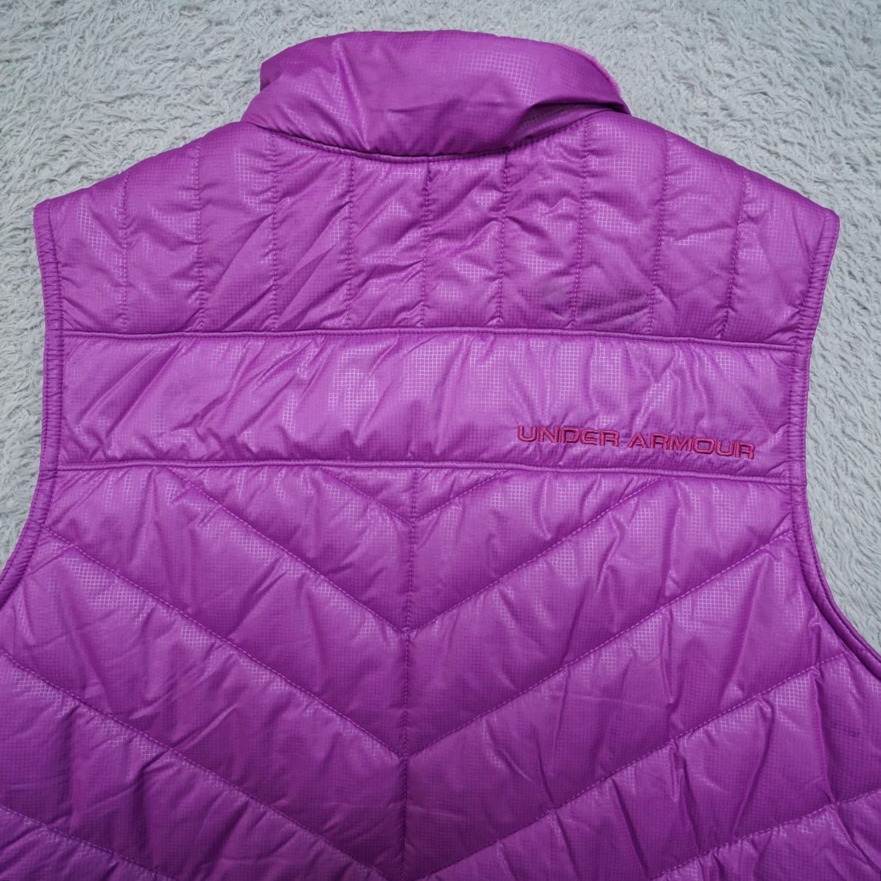 Under Armour Under Armour Vest Womens XL Pink UA Storm Quilted Puffer Size XL / US 12-14 / IT 48-50 - 4 Thumbnail