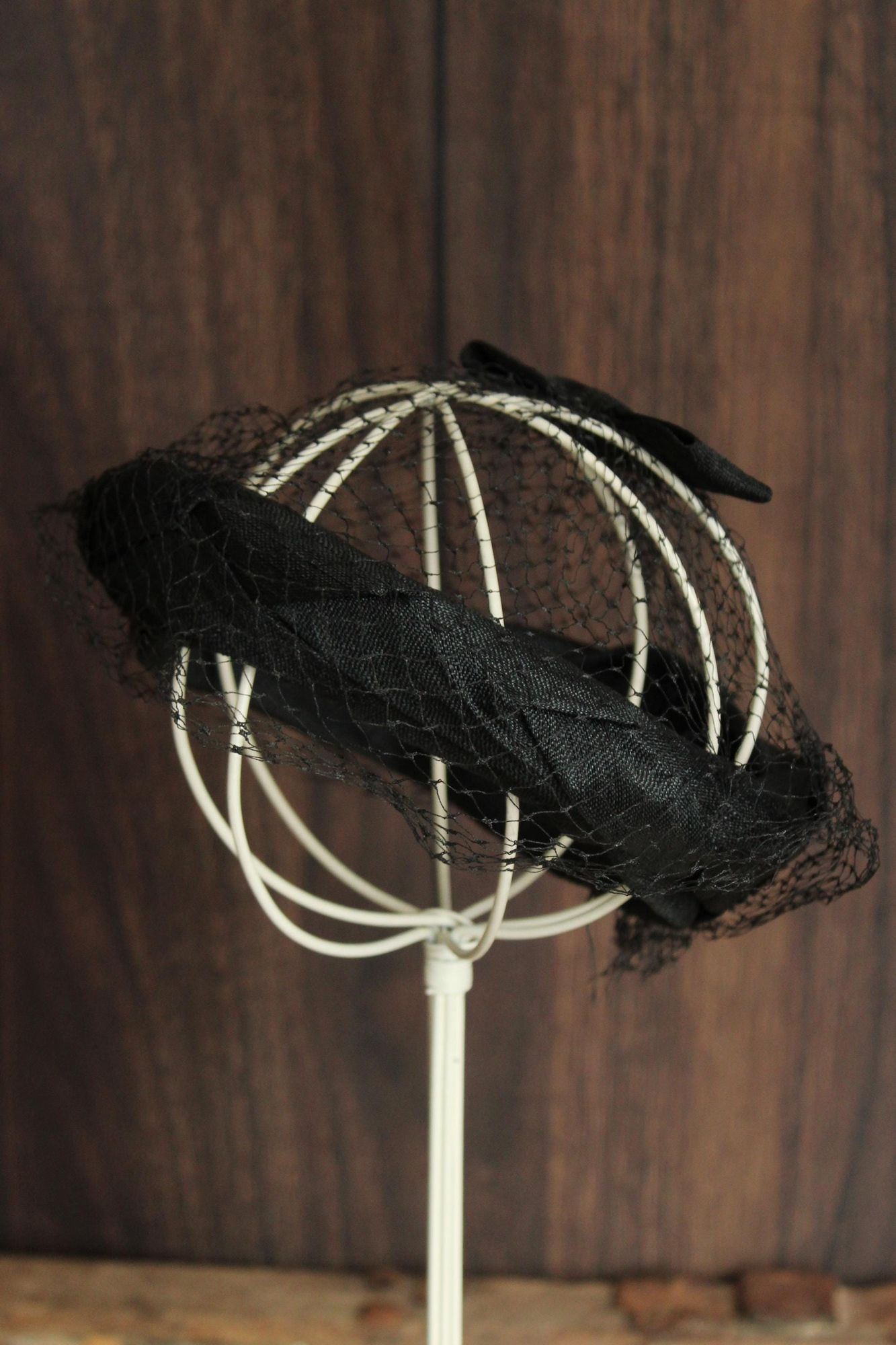Vintage Vintage 1950s Hat, Black Silk Fascinator With Veil, Milliner Size ONE SIZE - 5 Thumbnail