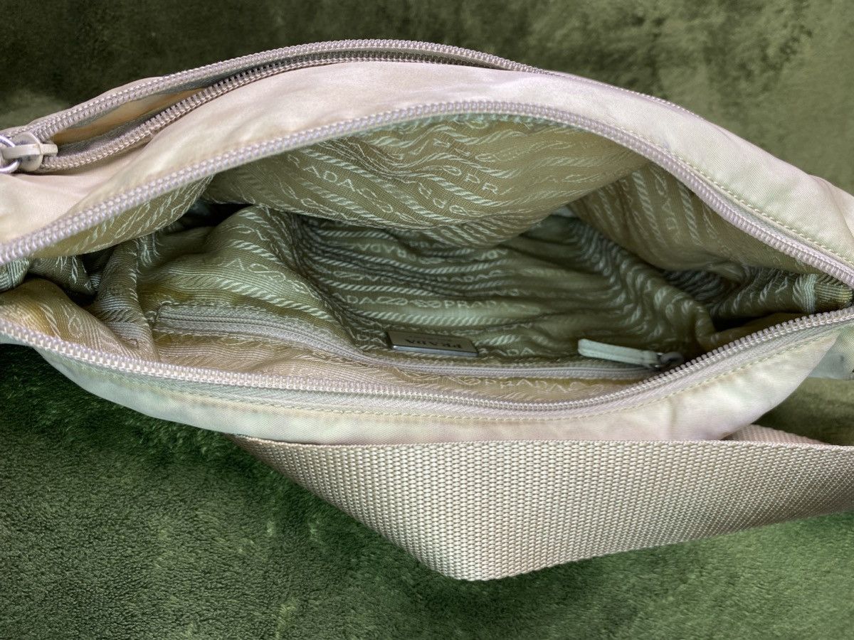 Prada Vintage Prada khaki beige nylon tessuto crossbody bag Size ONE SIZE - 17 Thumbnail