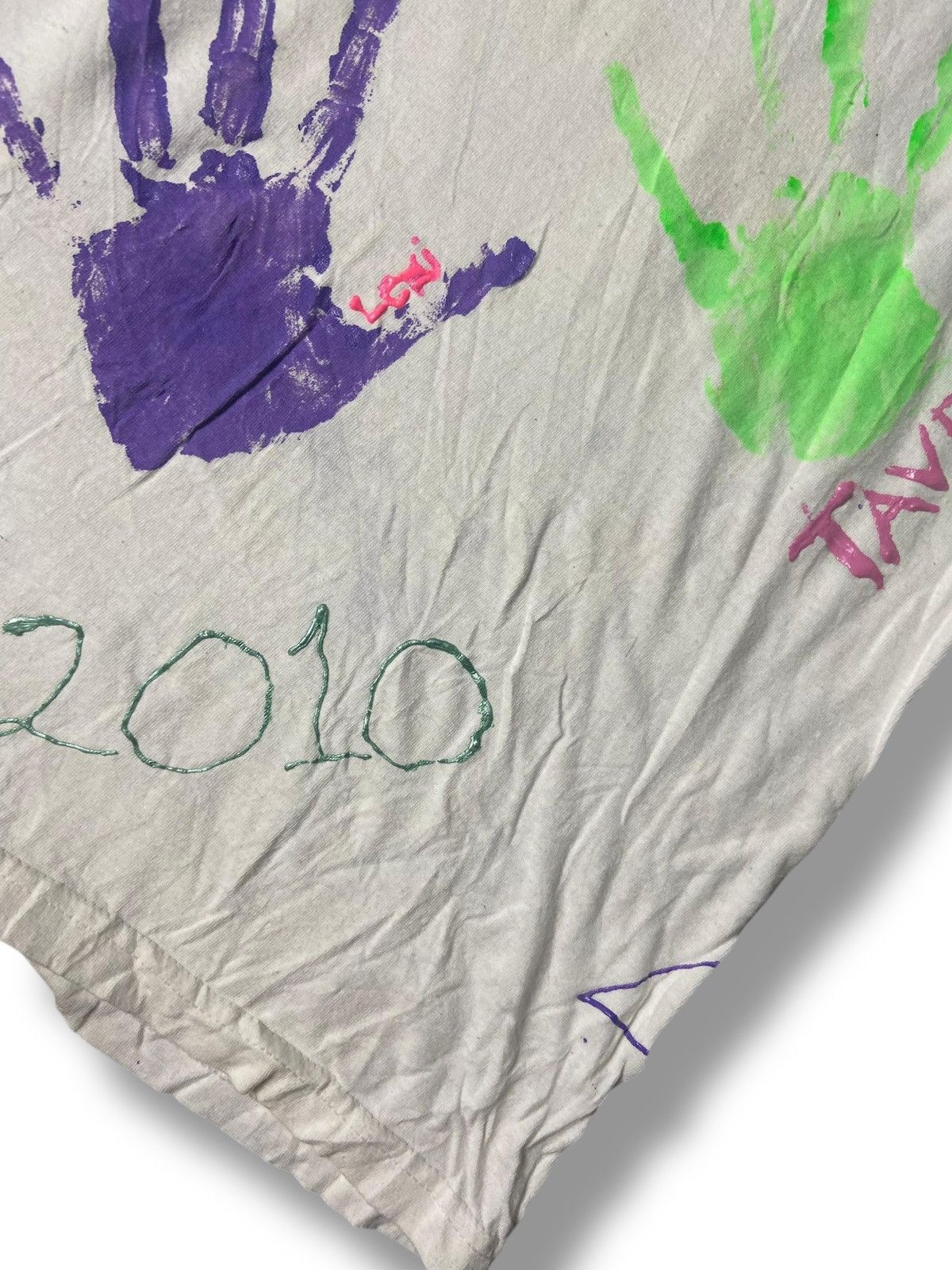 Fruit Of The Loom Fruit of The Loom Custom Multicolored Handprints Tee (166) Size US M / EU 48-50 / 2 - 4 Thumbnail